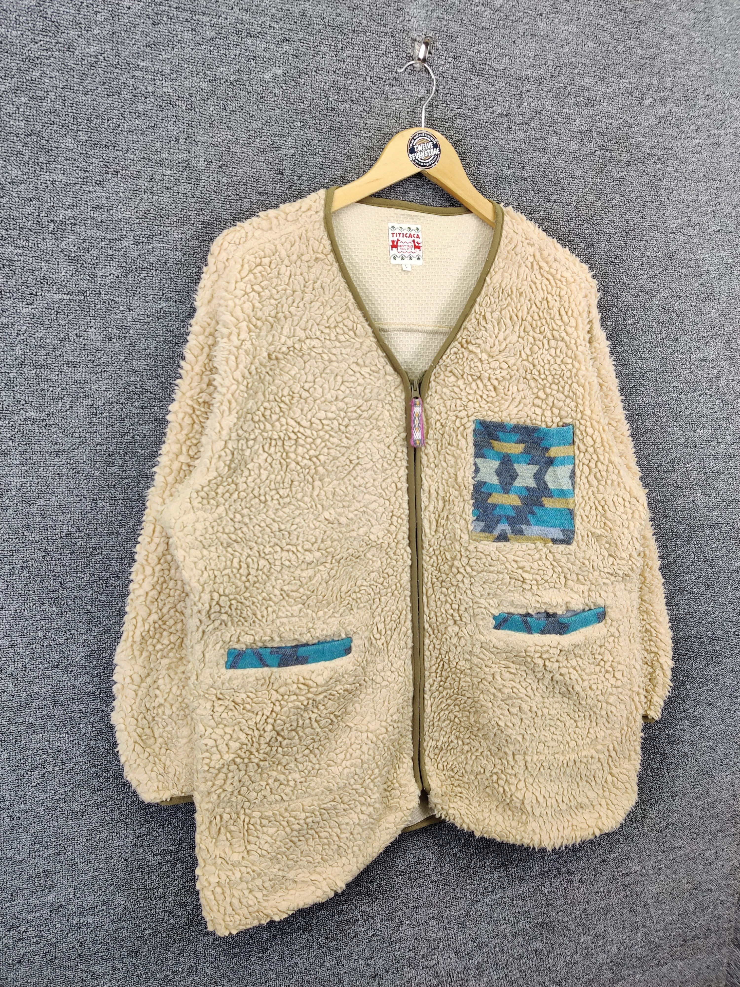 Japanese Brand Vintage 90's Titicaca Fleece Sherpa Navajo Jacket Size US L / EU 52-54 / 3 - 5 Thumbnail