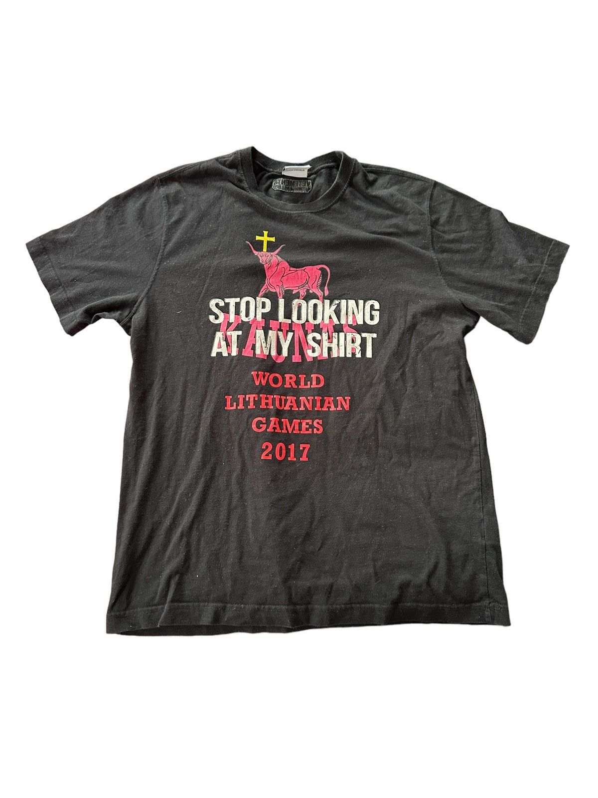 image of Vetements Vêtements "stop Looking At My Shirt" Tee in Black, Men's (Size Medium)