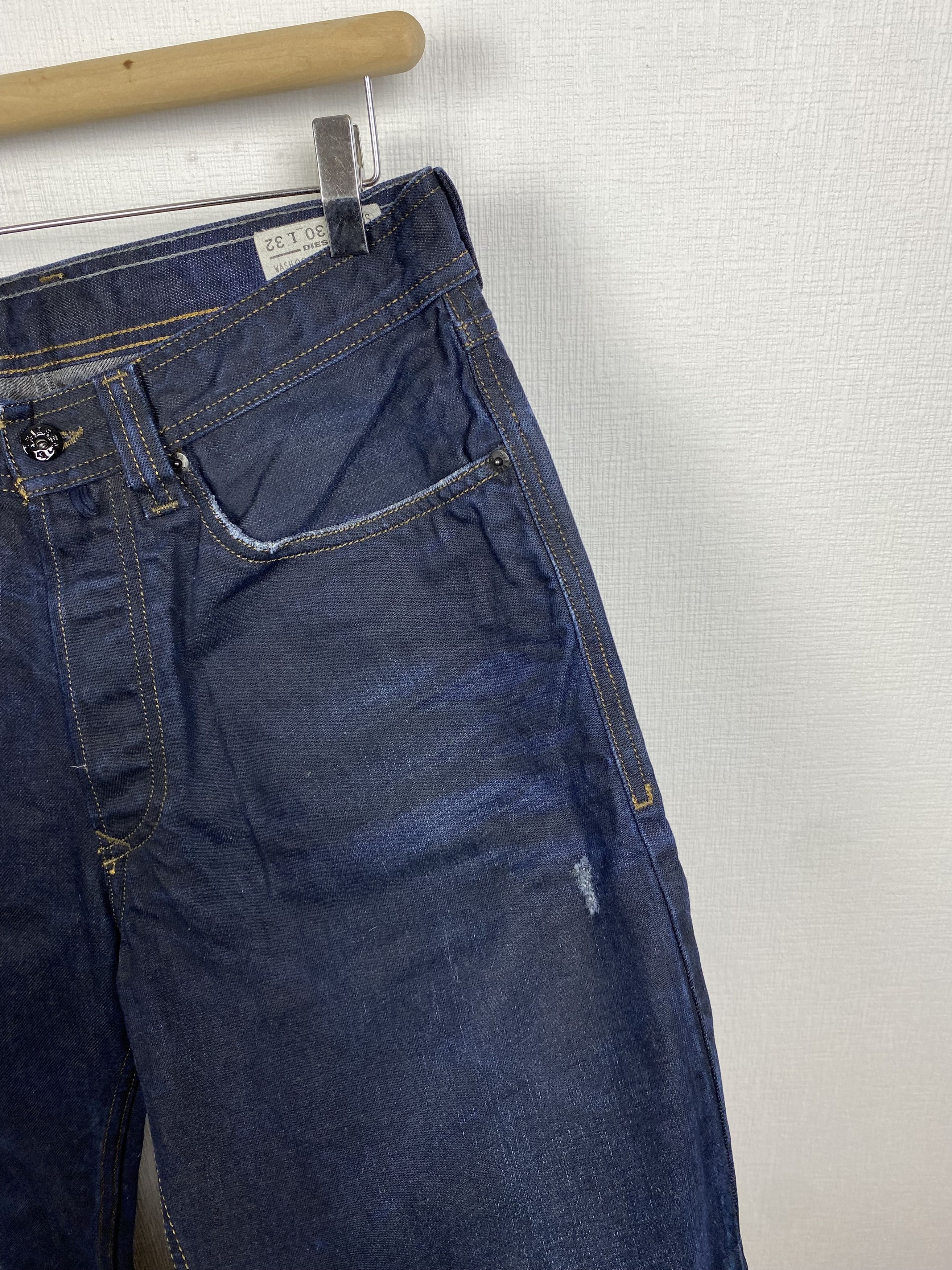 Diesel Diesel Waxed Back in the saddle Carrot Jeans size 30 Size US 30 / EU 46 - 3 Thumbnail