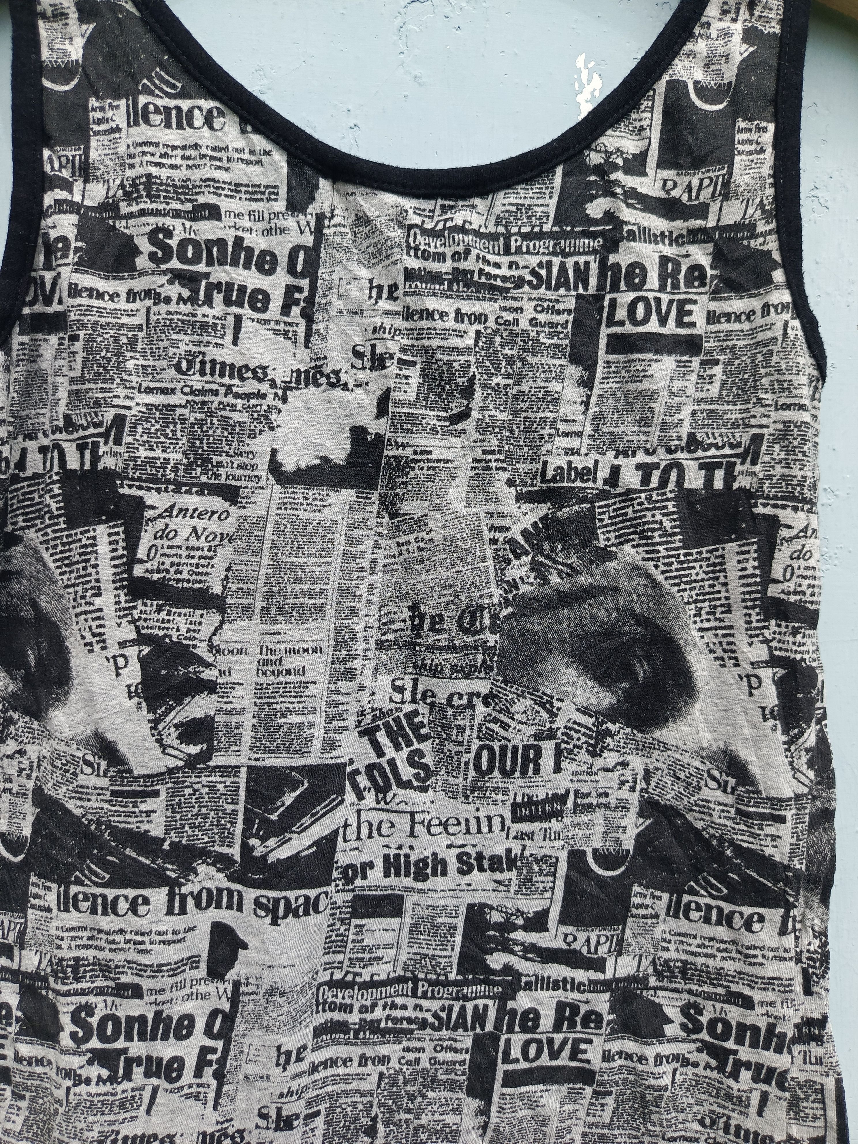 Japanese Brand CECIL McBEE newspaper pattern tanktop Size S / US 4 / IT 40 - 9 Thumbnail