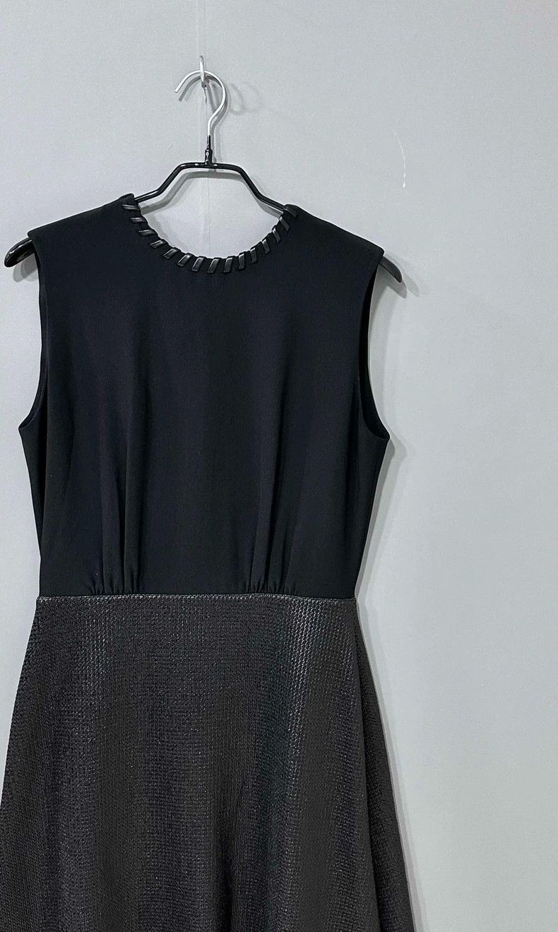 Louis Vuitton Classic Louis Vuitton Dress -2505 Size M / US 6-8 / IT 42-44 - 2 Thumbnail