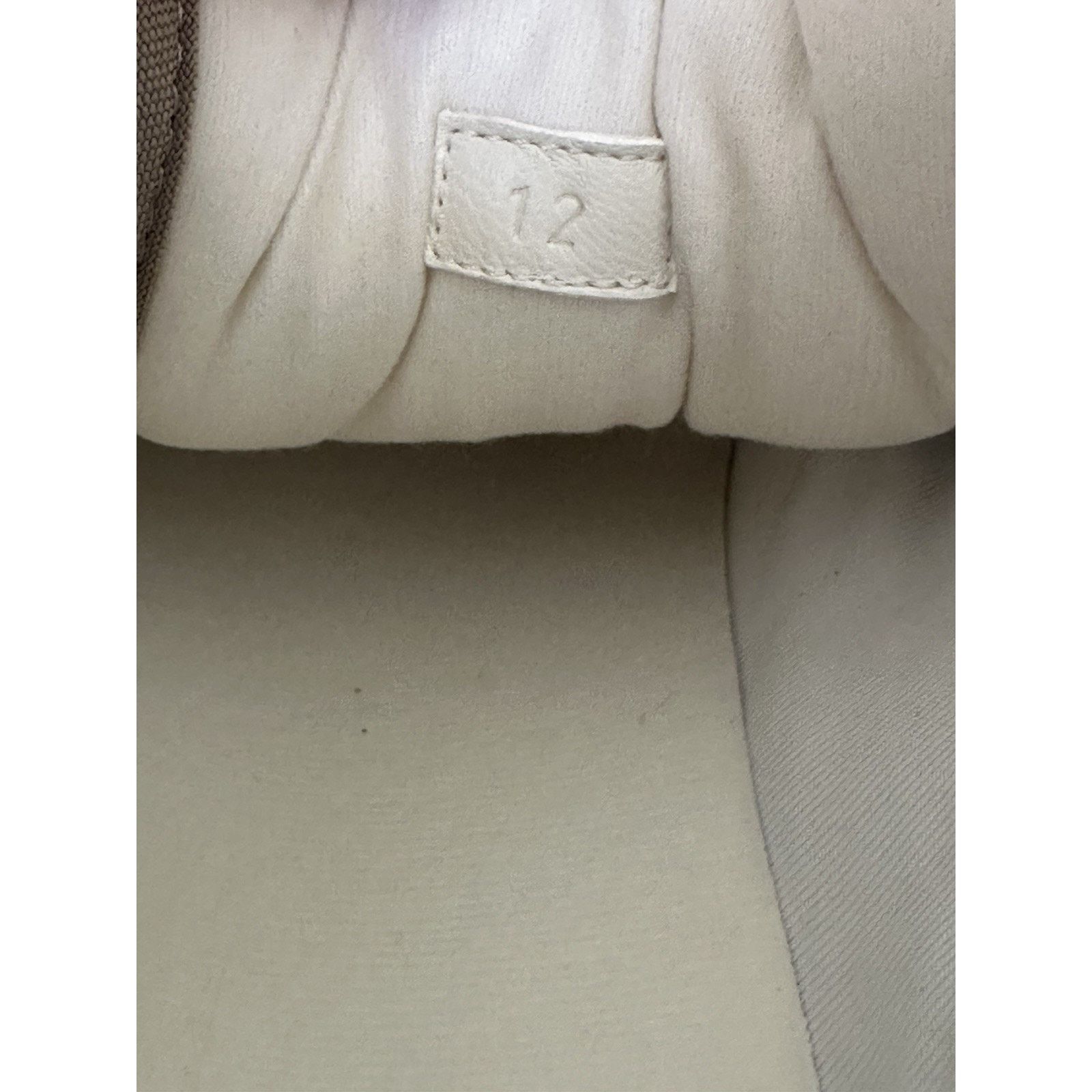 Gucci Gucci Dali Soft Gray/White Leather Sneakers 12.5 US 778301 Size US 12.5 / EU 45-46 - 18 Thumbnail