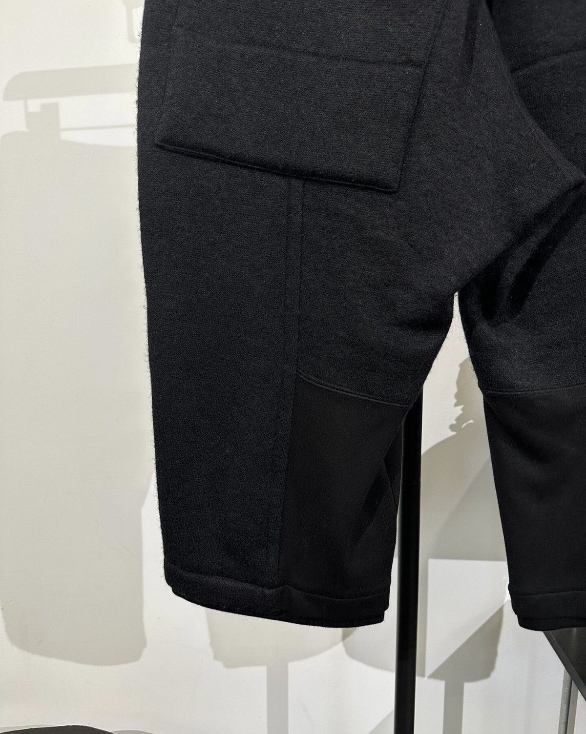 Julius Julius_7 Wool Blend Elastic-Waist Shorts / Cropped Pants Size US 32 / EU 48 - 6 Thumbnail