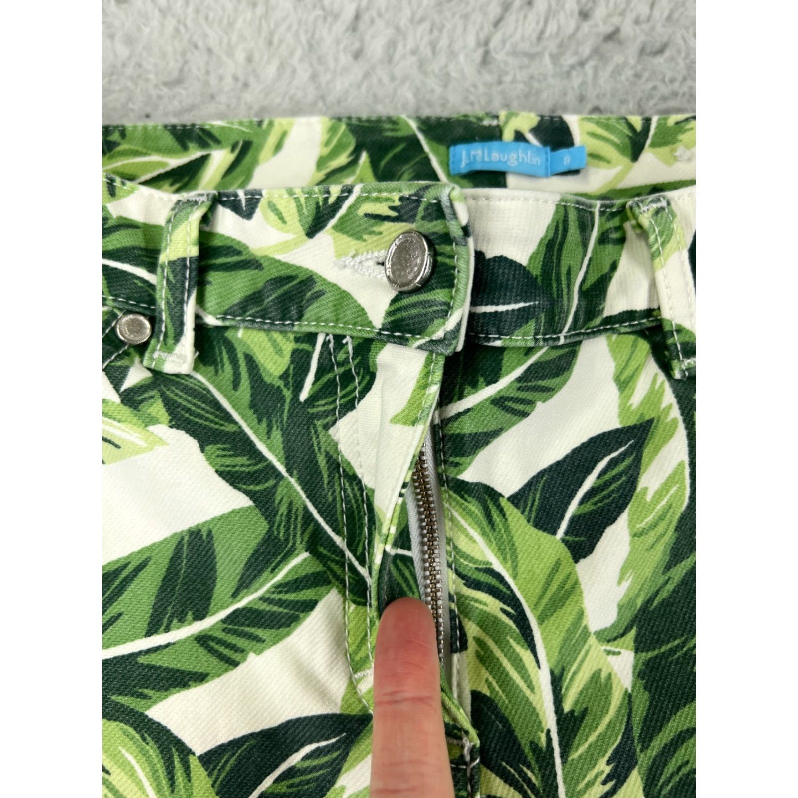 J.McLaughlin J. McLaughlin Jeans Women's 8 Green Floral Palm Denim Cotton Blend 90s Style Mid Rise 5-Pocket Inseam 30" Tapered Mens Womens Size 30" / US 8 / IT 44 - 6 Thumbnail