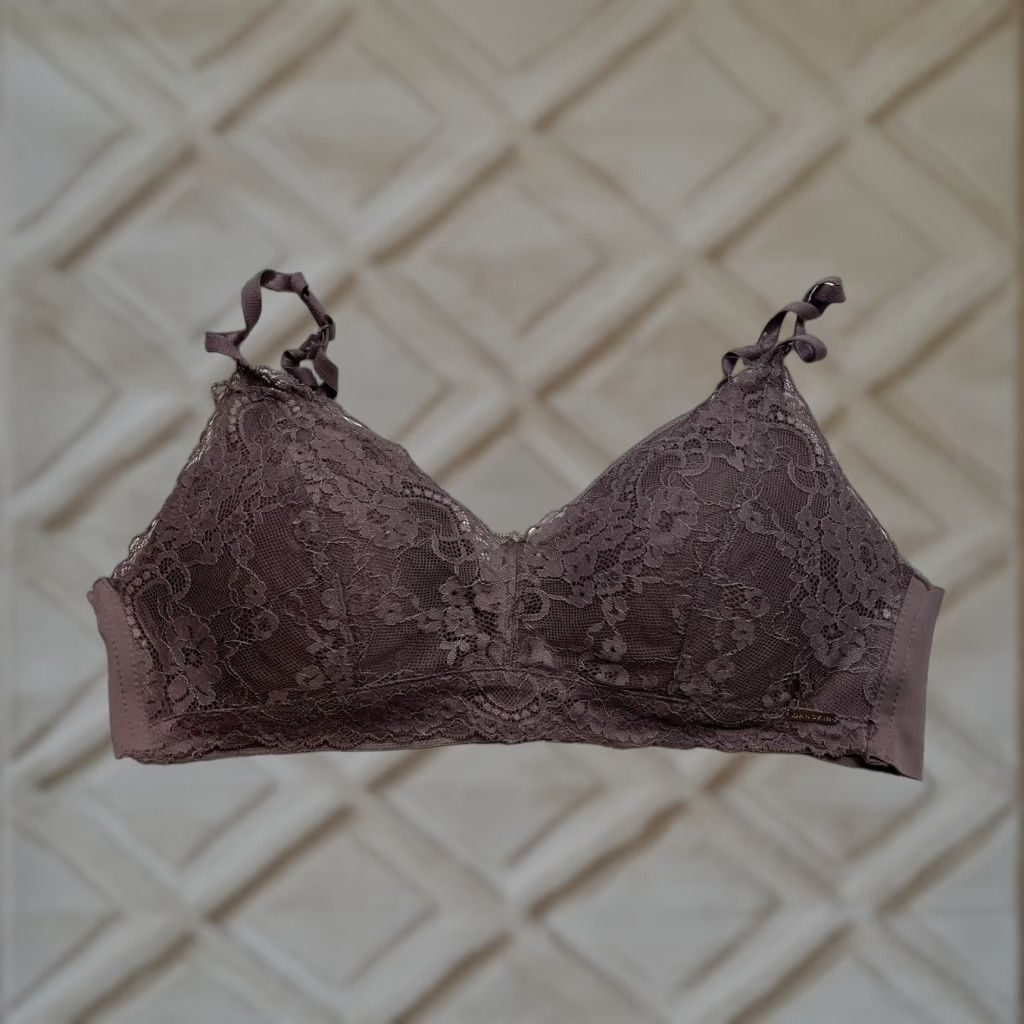 Vintage Danskin Bra Womens 38DD Full Cover Underwired Padded Lace Brown NYLON SPANDEX ELASTANE Regular Solid Cup DD Size ONE SIZE - 1 Thumbnail