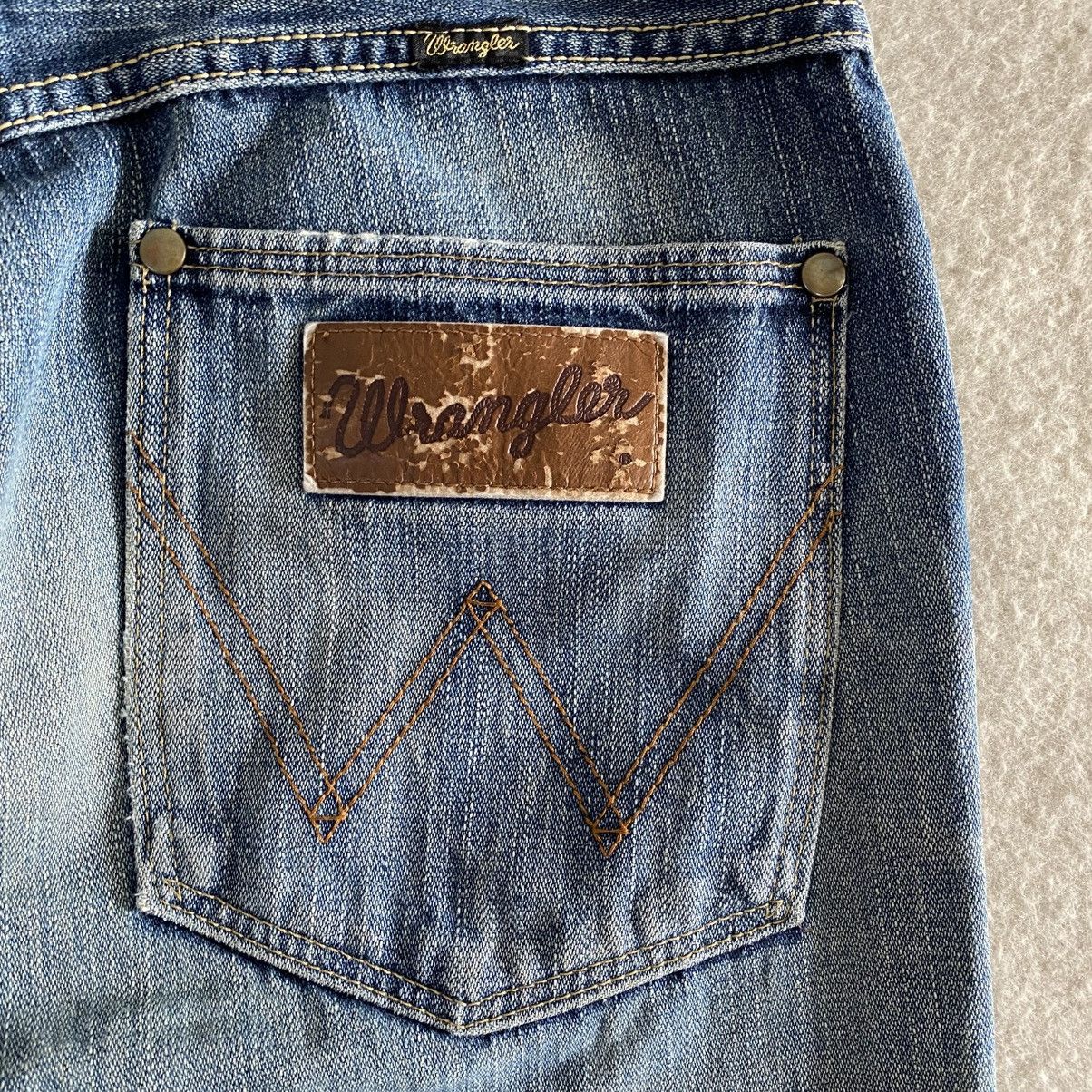 If Six Was Nine × Le Grande Bleu (L.G.B.) × Tornado Mart Wrangler Super Flared Distressed Denim w32 Size US 31 - 9 Thumbnail