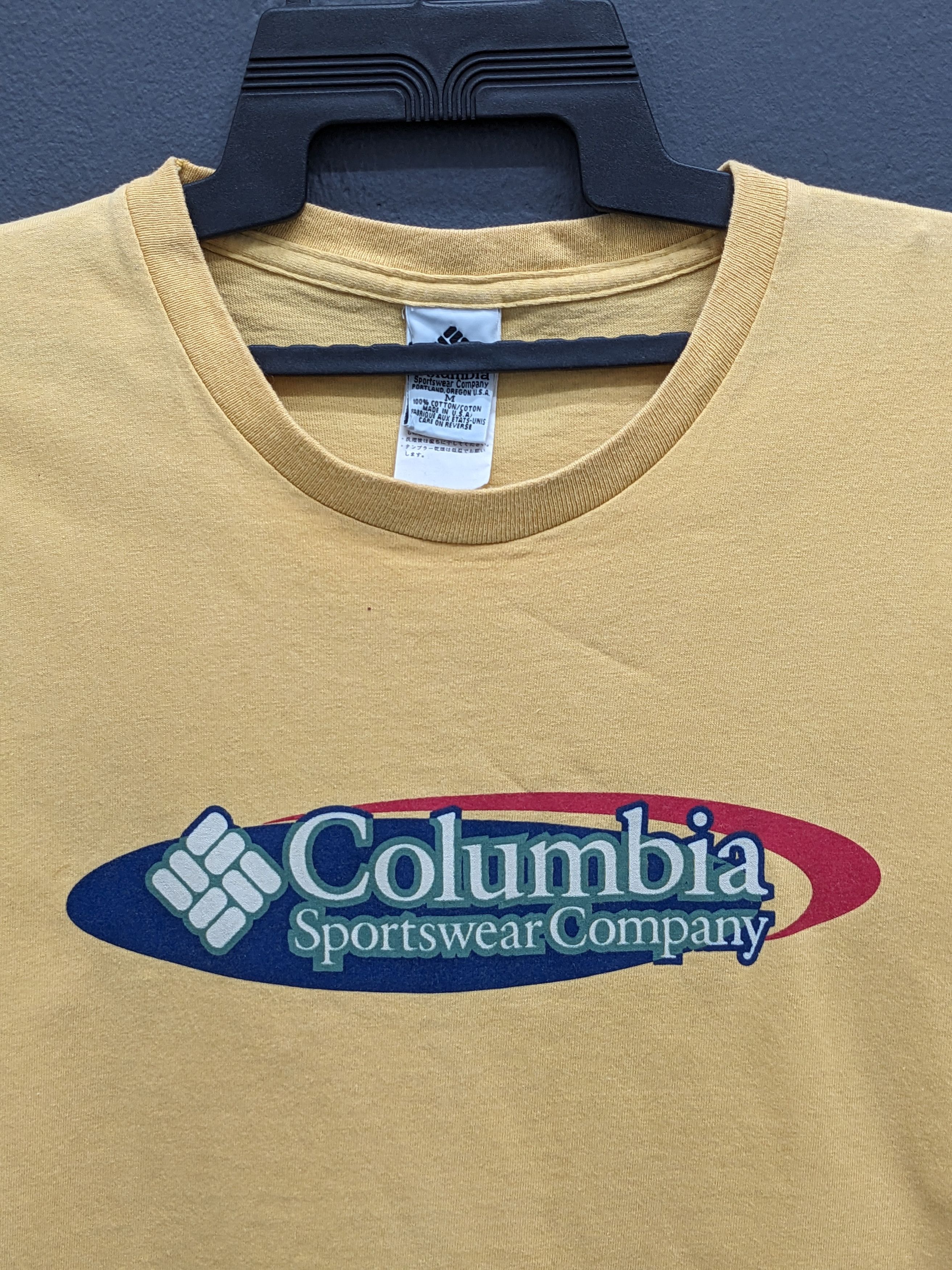 Columbia VINTAGE COLUMBIA MADE IN USA TSHIRT Size US M / EU 48-50 / 2 - 3 Thumbnail