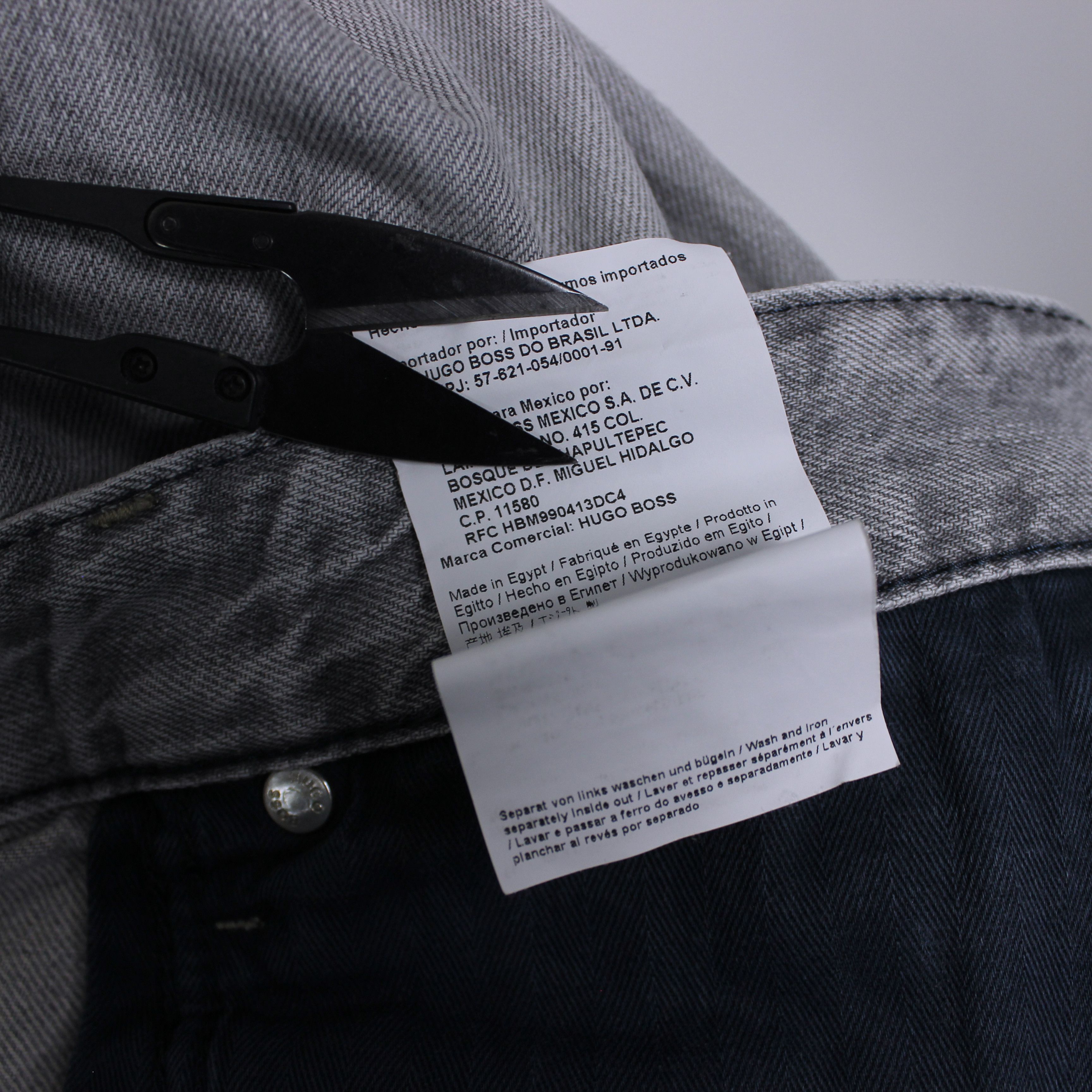 Hugo Boss Hugo Boss denim men jeans rare 32 gray light Size US 32 / EU 48 - 15 Thumbnail