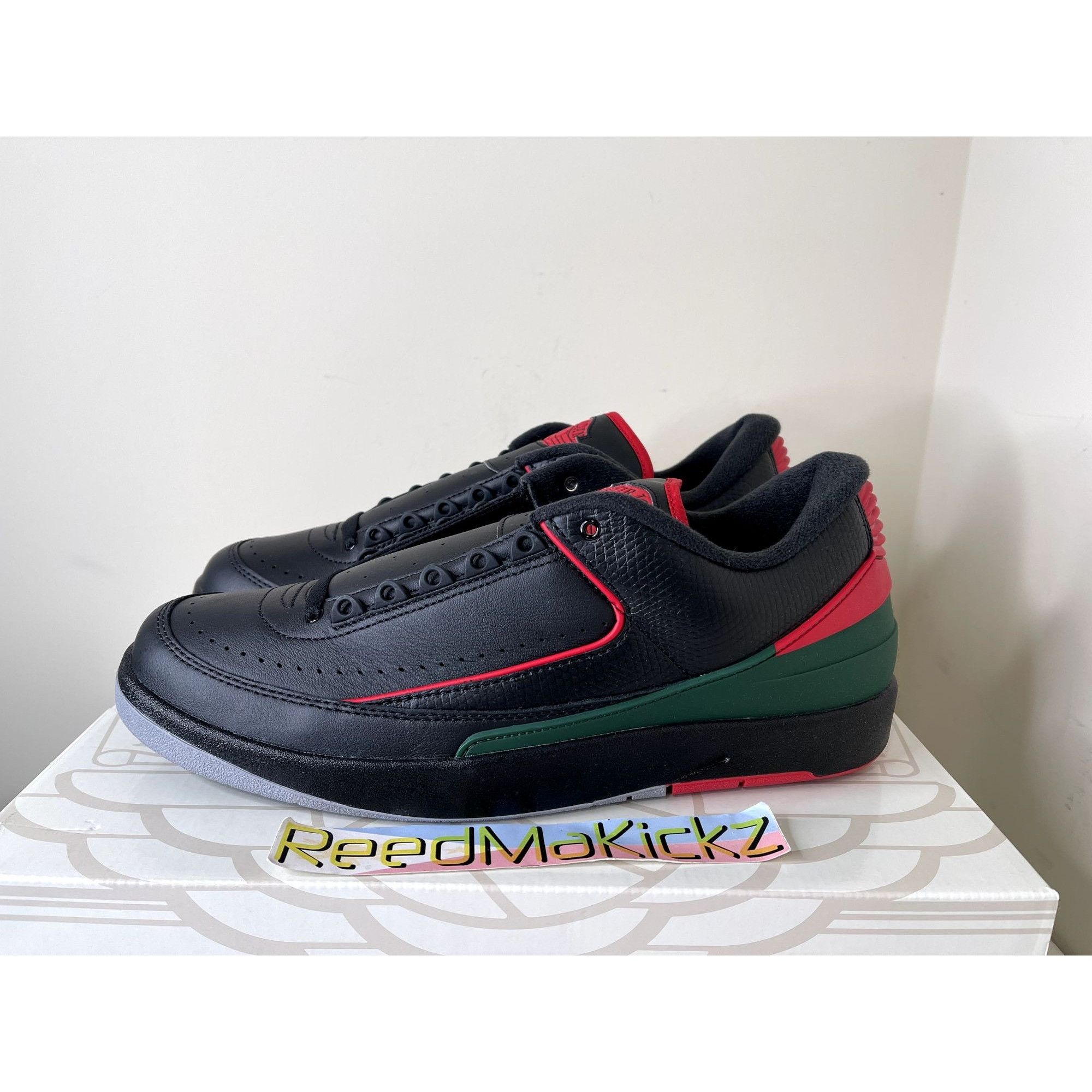 Jordan 2 Retro Low Christmas 2023 Mens 12us