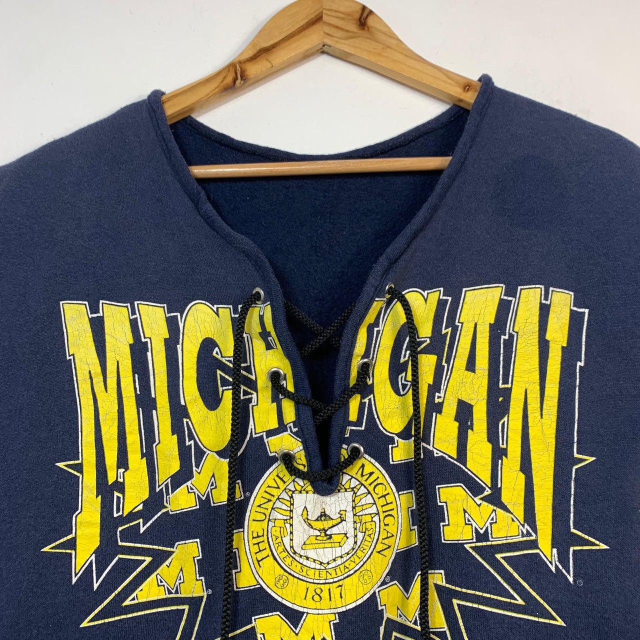 NCAA Vintage University of Michigan Wolverines Sweatshirt M Size US M / EU 48-50 / 2 - 4 Thumbnail