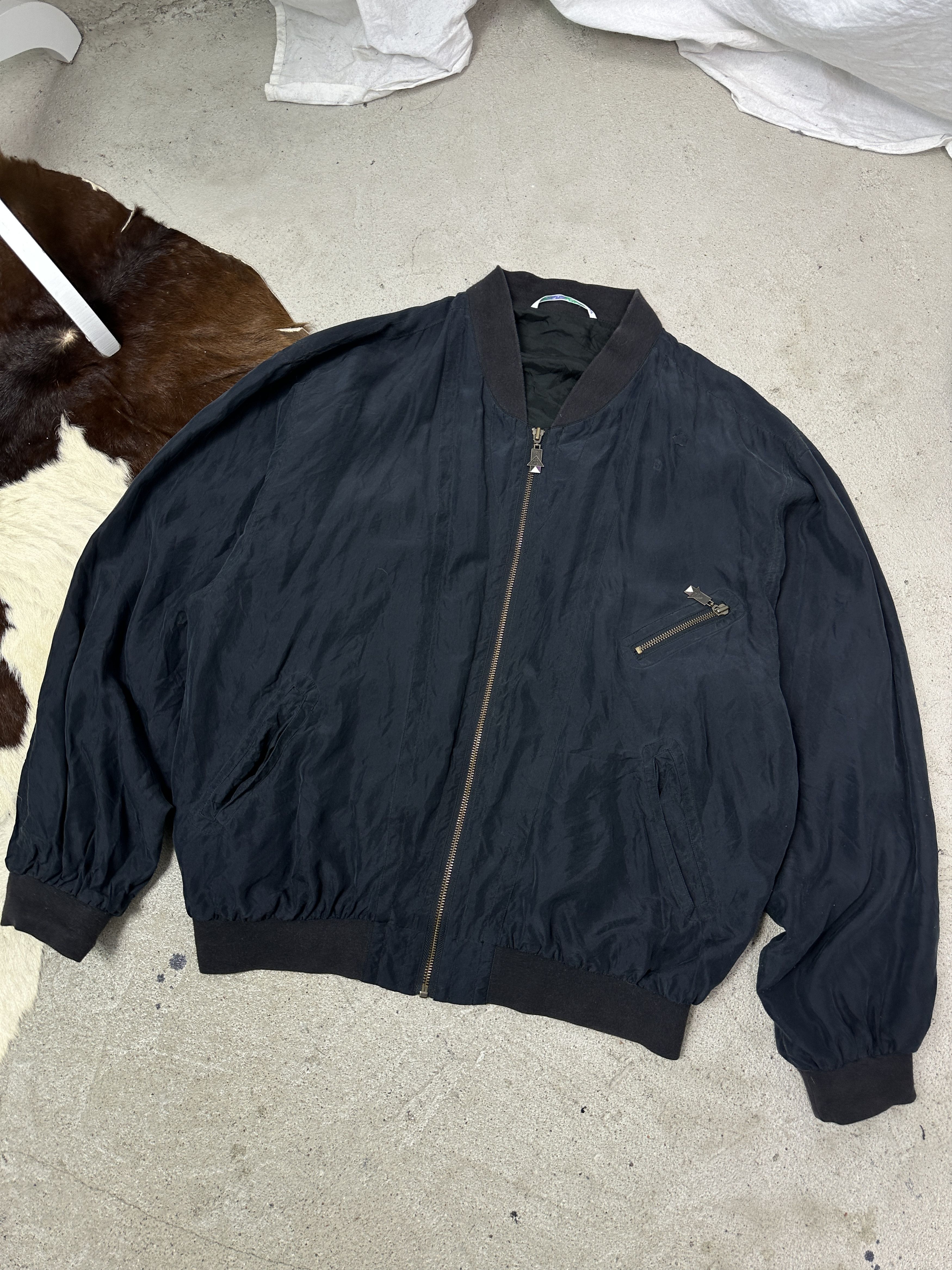 Vintage Vintage Casual Preppy Streetwear Silk Bomber Jacket 00s Size US XL / EU 56 / 4 - 3 Thumbnail