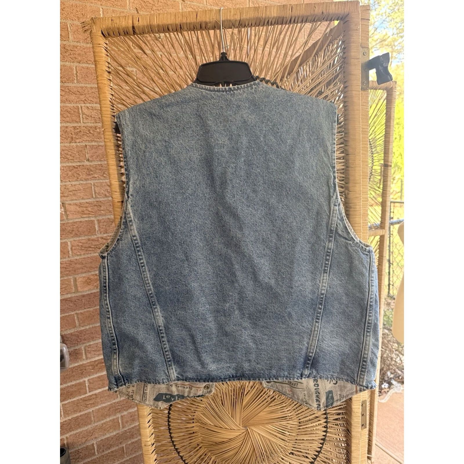 Levi's VINTAGE Levi's Denim Vest Mens M Reversible Newspaper Print Trucker Style Blue 90s Theme Fans Womens? Size US M / EU 48-50 / 2 - 6 Thumbnail