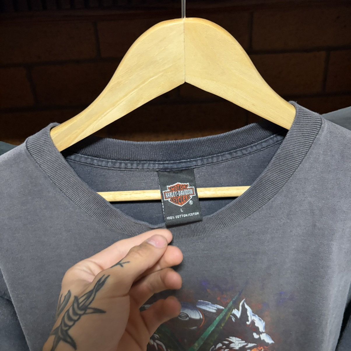 Harley Davidson vintage y2k smoked out sun faded harley davidson flame tee Size US L / EU 52-54 / 3 - 6 Thumbnail