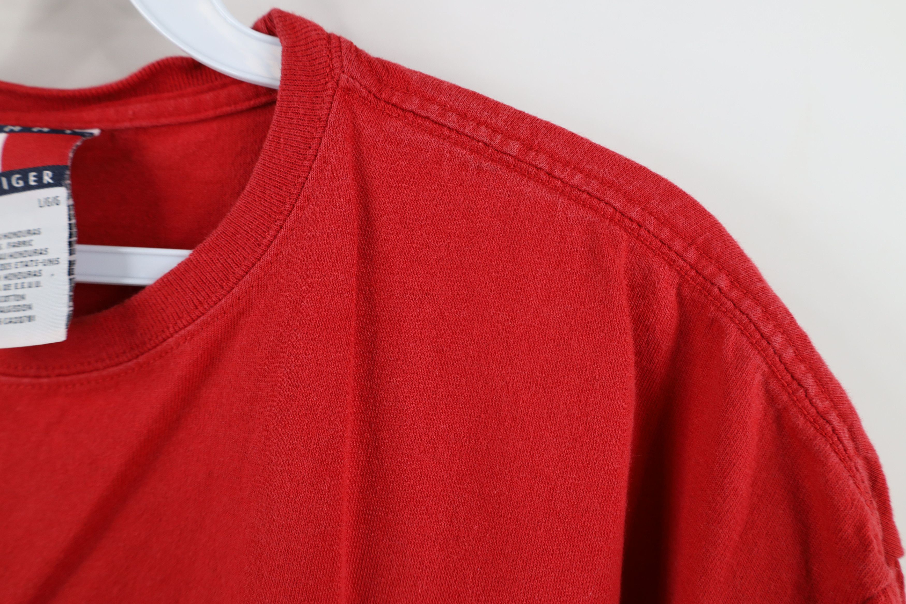 Tommy Hilfiger Vintage 90s Tommy Hilfiger Heavyweight T-Shirt Red Cotton Size US L / EU 52-54 / 3 - 8 Thumbnail