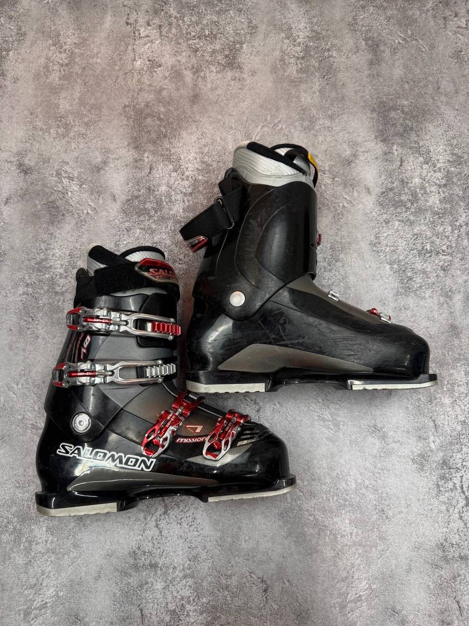 Salomon Salomon Mission 7 Men's Ski Boots Black Red Size 42 Size US 9 / EU 42 - 1 Thumbnail
