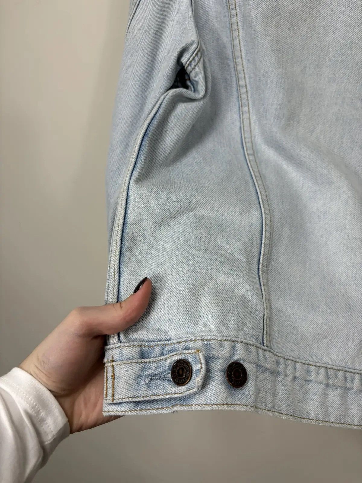 Levi's × Vintage Vintage 90s Levi’s USA Faded Light Blue Hype Denim Jacket Size US M / EU 48-50 / 2 - 19 Thumbnail