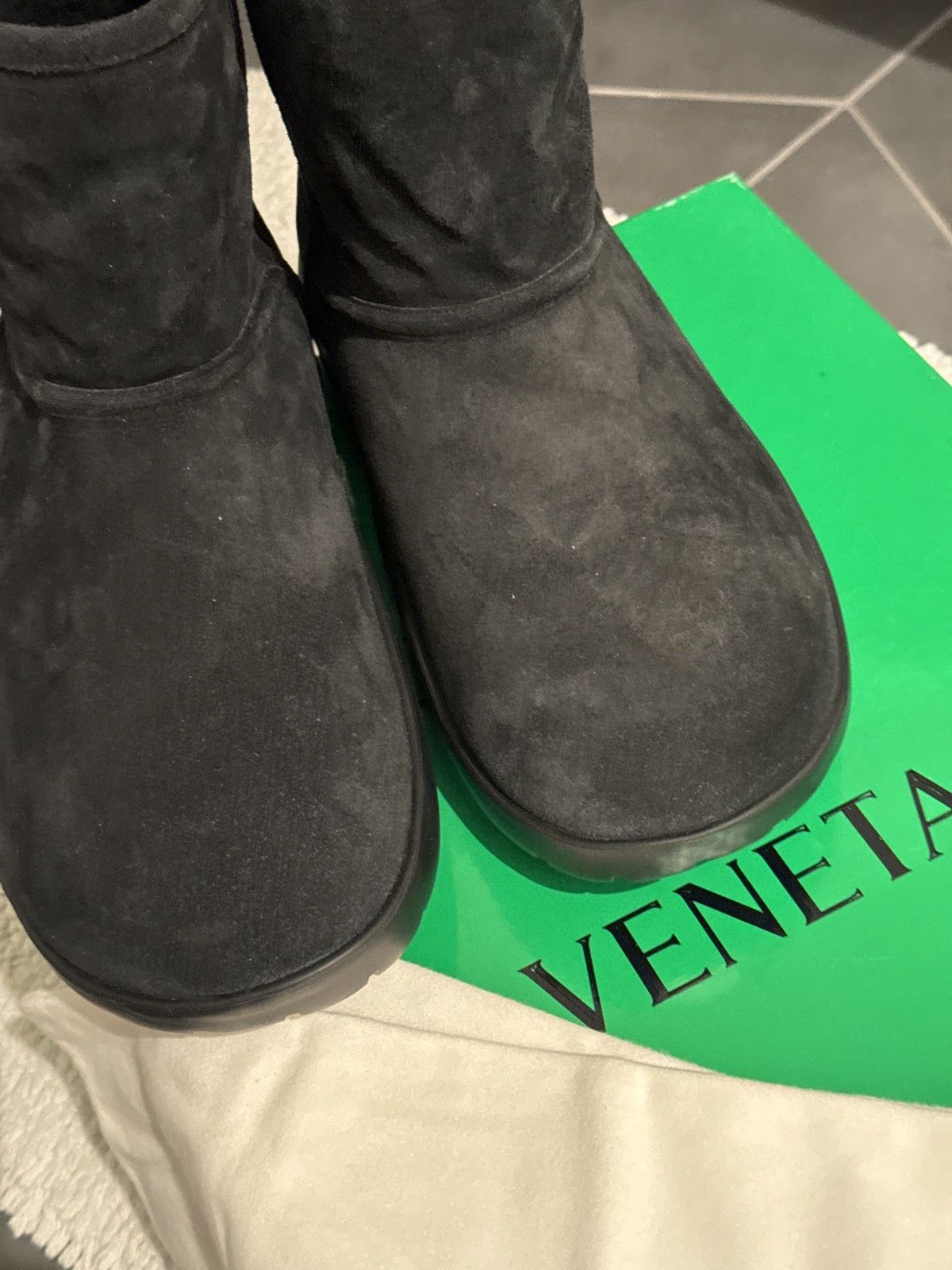 Bottega Veneta New in Box, Shearing Ankle Boots Size US 11 / EU 44 - 1 Thumbnail
