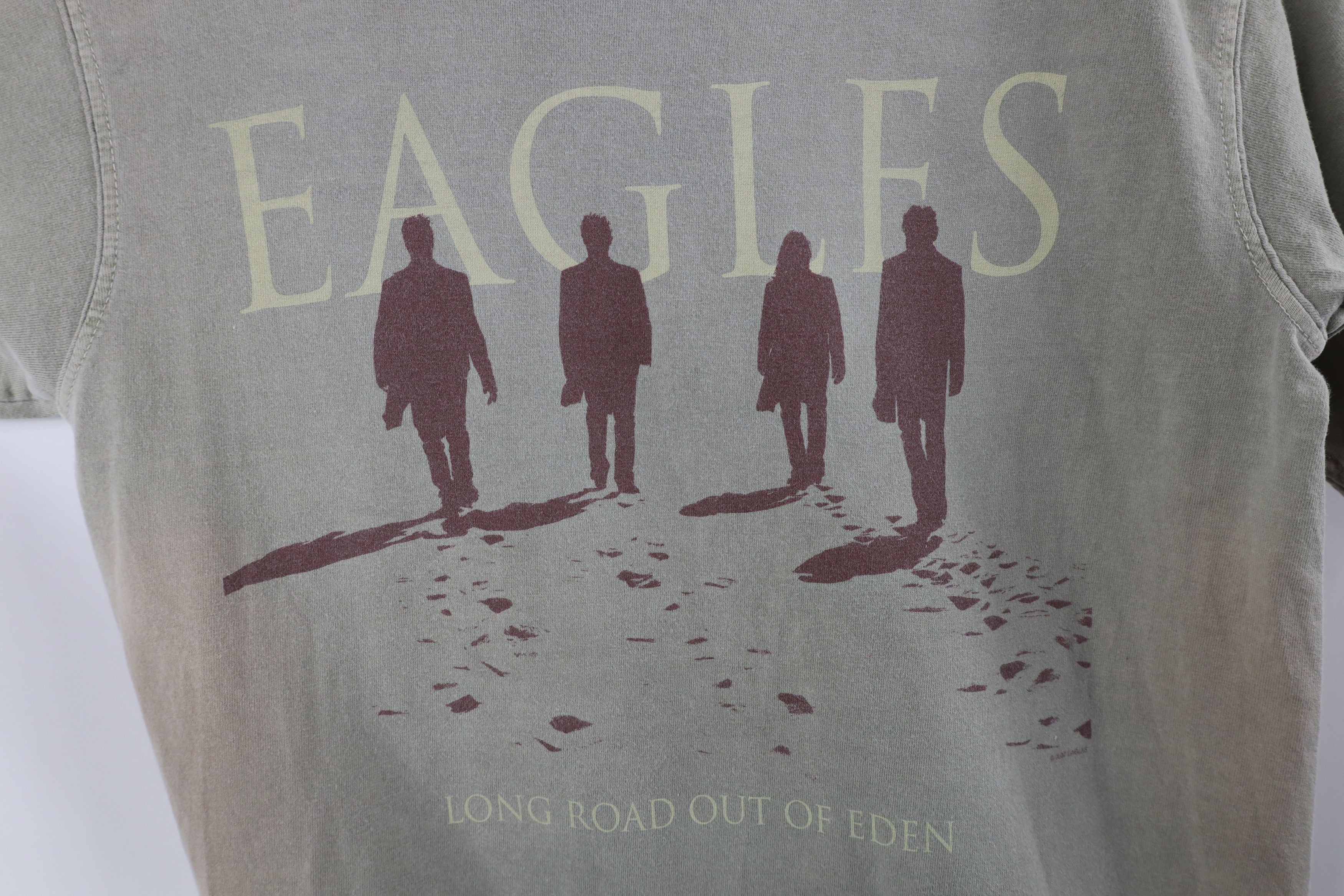 Vintage Vintage Y2K 2007 Long Road of Eden Tour Eagles Band T-Shirt Size US S / EU 44-46 / 1 - 5 Thumbnail
