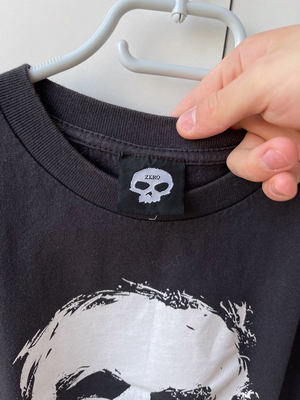 Hook-Ups × Shorty's Skateboards × Vintage Vintage 90’s Zero Skateboards Skull Tee Size US L / EU 52-54 / 3 - 5 Thumbnail