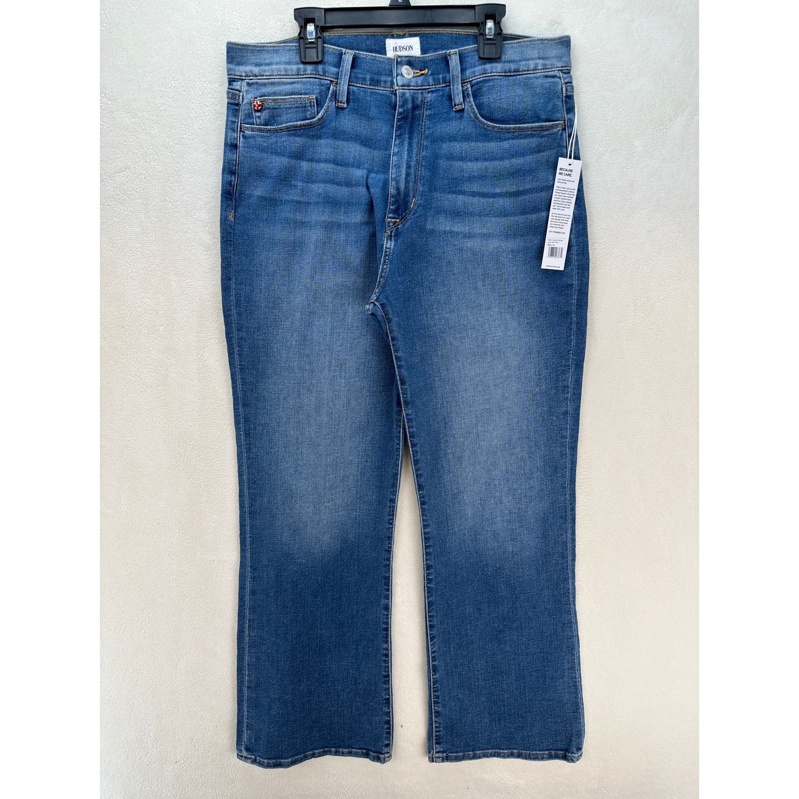 Hudson HUDSON WOMEN'S 32 BLAIR HIGH RISE BOOTCUT CROP MEDIUM WASH Size 32" / US 10 / IT 46 - 1 Thumbnail