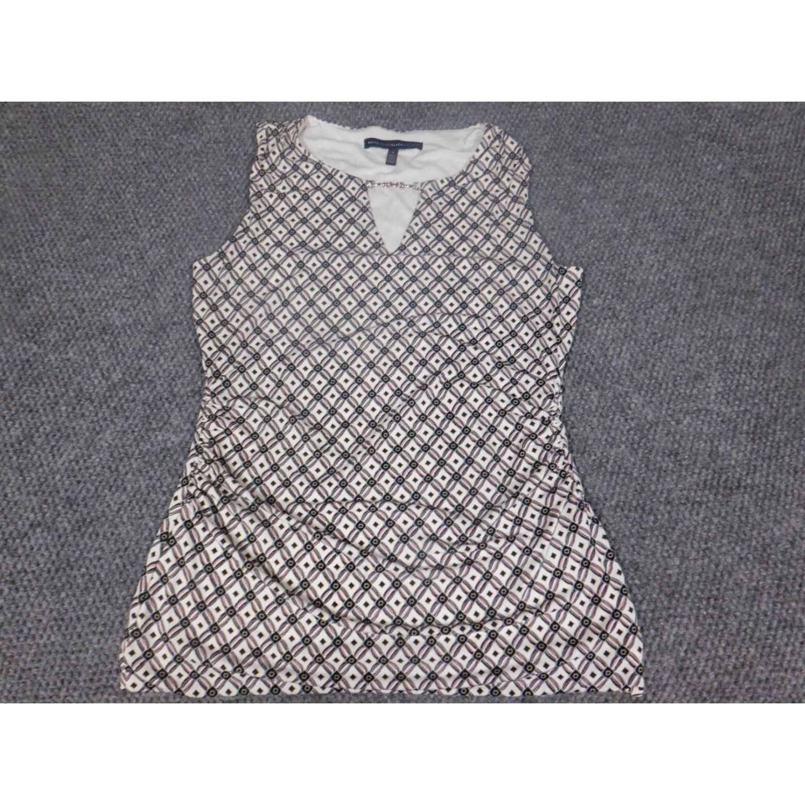 White House Black Market White House Black Market Blouse Womens Small White pullover stretch embellishments Crew Neck Sleeveless Casual Rayon Multicolor Regular Size S Womens Size S / US 4 / IT 40 - 2 Thumbnail