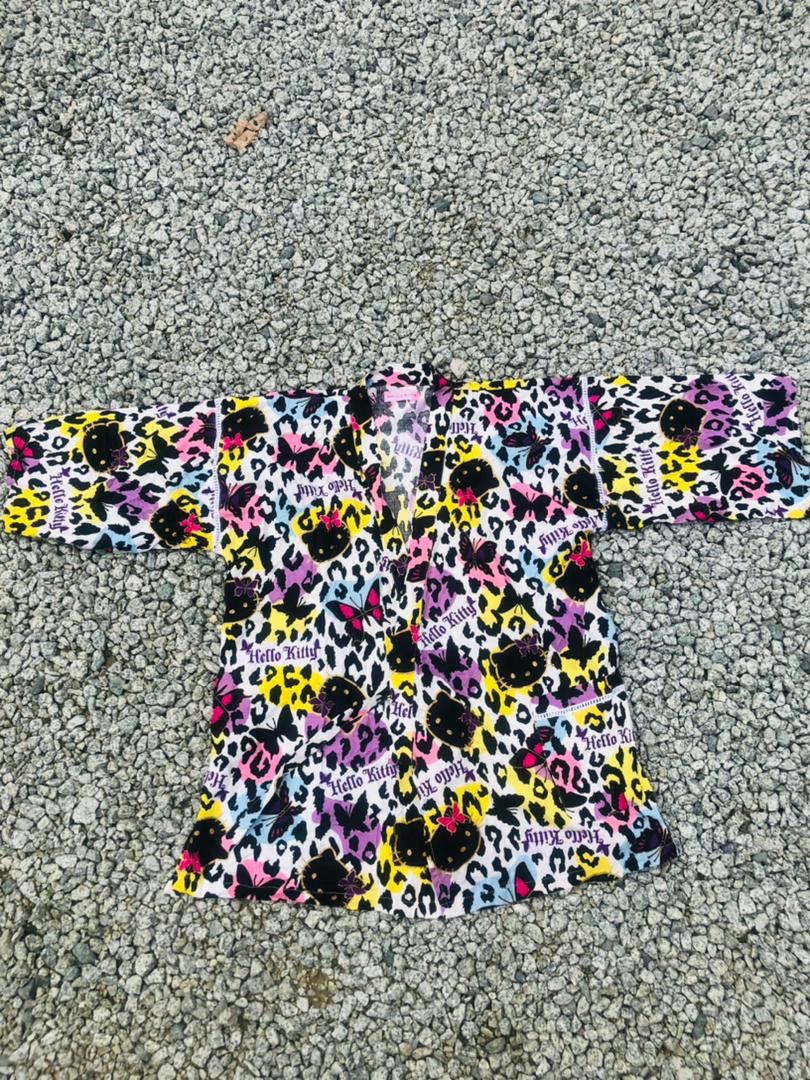 Japanese Brand × Vintage Vintage Hello Kitty Kimono Sweater Japan Designer Fashion Size US M / EU 48-50 / 2 - 2 Thumbnail