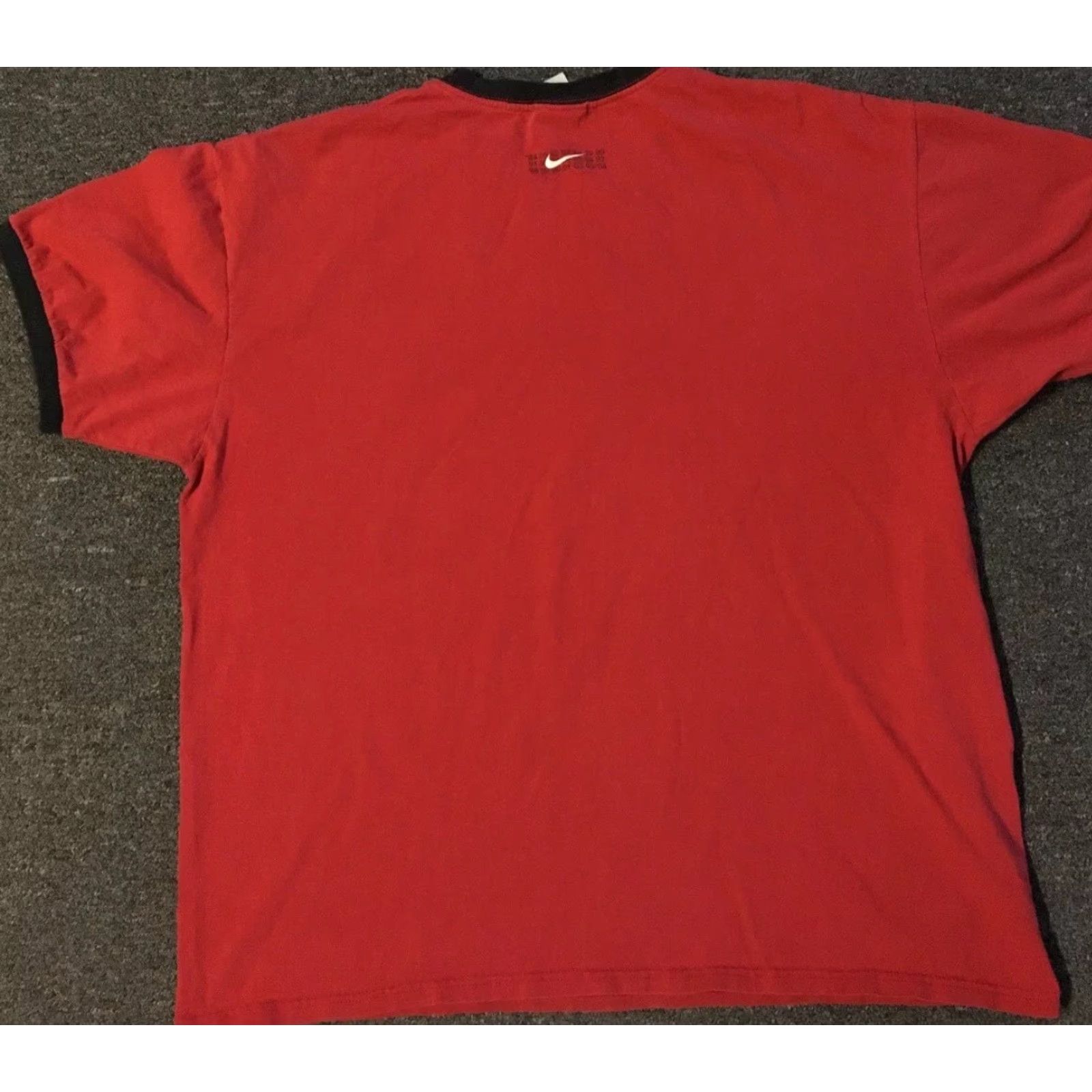 Nike VINTAGE Nike Swoosh T-Shirt XL Red Distressed Faded Ringer Grunge 90s Mens Men Sports Retro Logo USA Size US XL / EU 56 / 4 - 6 Thumbnail