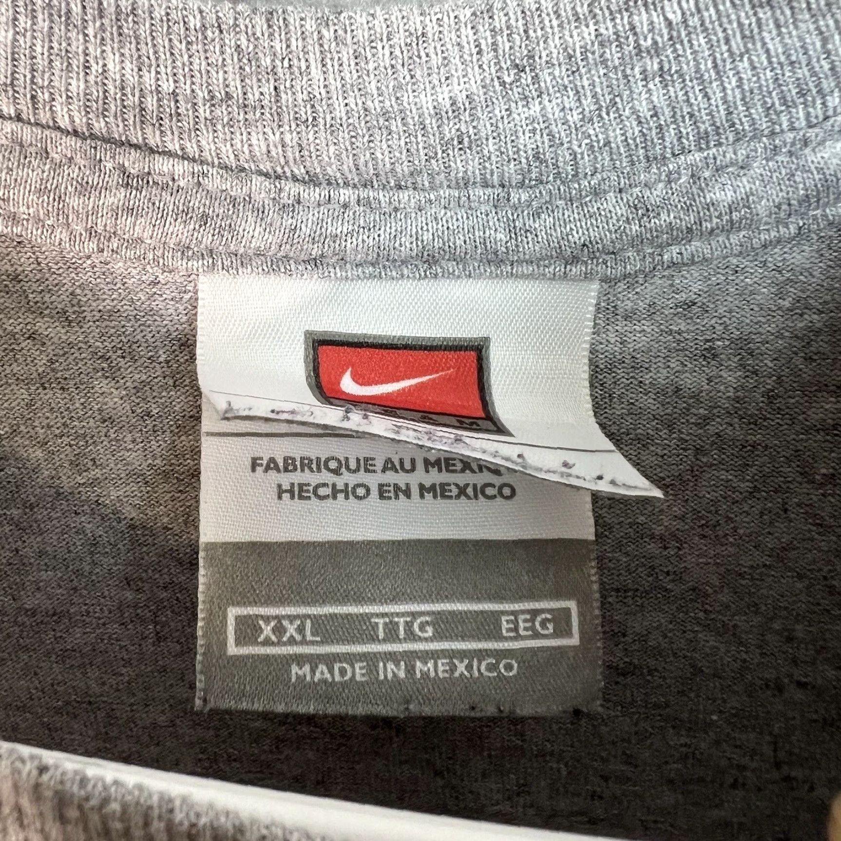 Nike VTG Nike The Brook Raiders Football T Shirt Gray Mens 2XL Adult Short Sleeve Cotton Graphic Tee 2000s Decade 2000s Size US XXL / EU 58 / 5 - 5 Thumbnail
