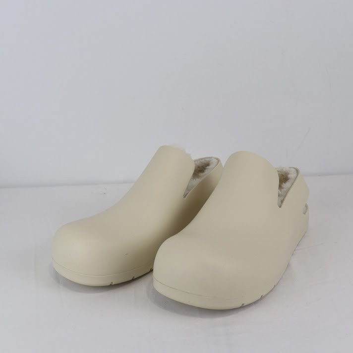 Bottega Veneta o1rshd1 Cozy Matt Rubber Puddle Sandal in Sea Salt Size US 13 / EU 46 - 1 Thumbnail