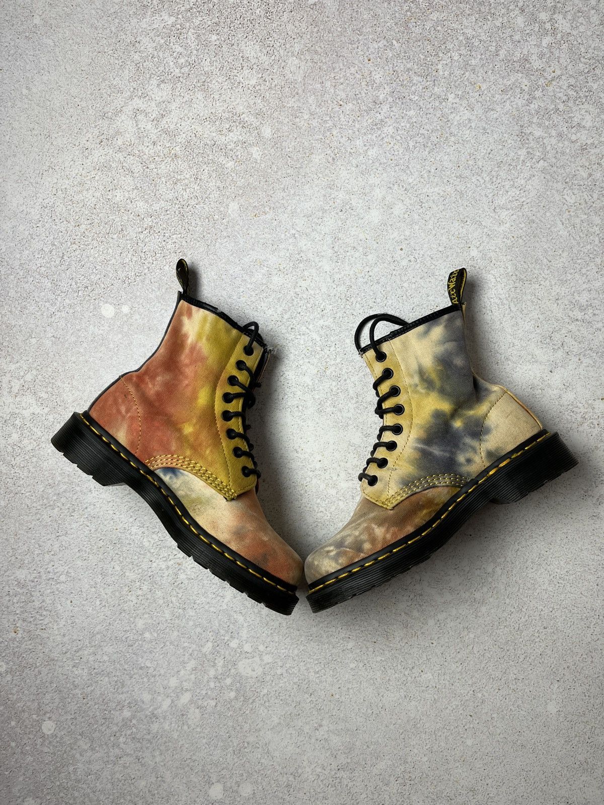 Dr. Martens Dr Martens Castel Tie Dye Boots Acid Hippie Canvas Size US 7 / IT 37 - 1 Thumbnail