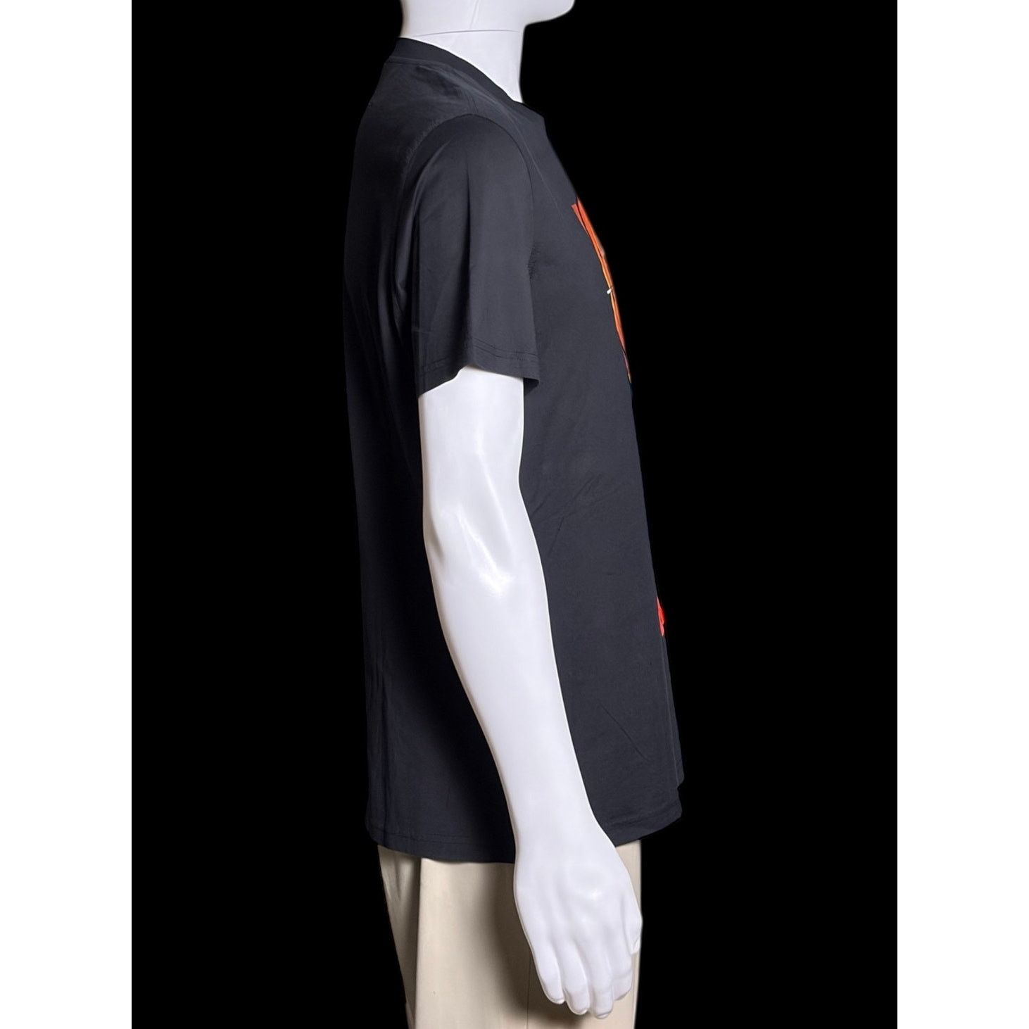 Givenchy Authentic Givenchy Paris Bull's Eye Target Graphic T-Shirt Size US L / EU 52-54 / 3 - 5 Thumbnail