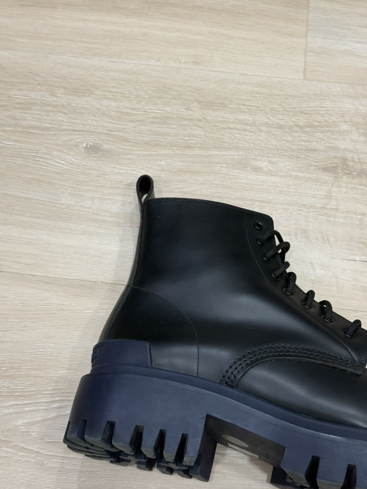 Balenciaga Balenciaga Strike Boots Size US 11 / EU 44 - 9 Thumbnail