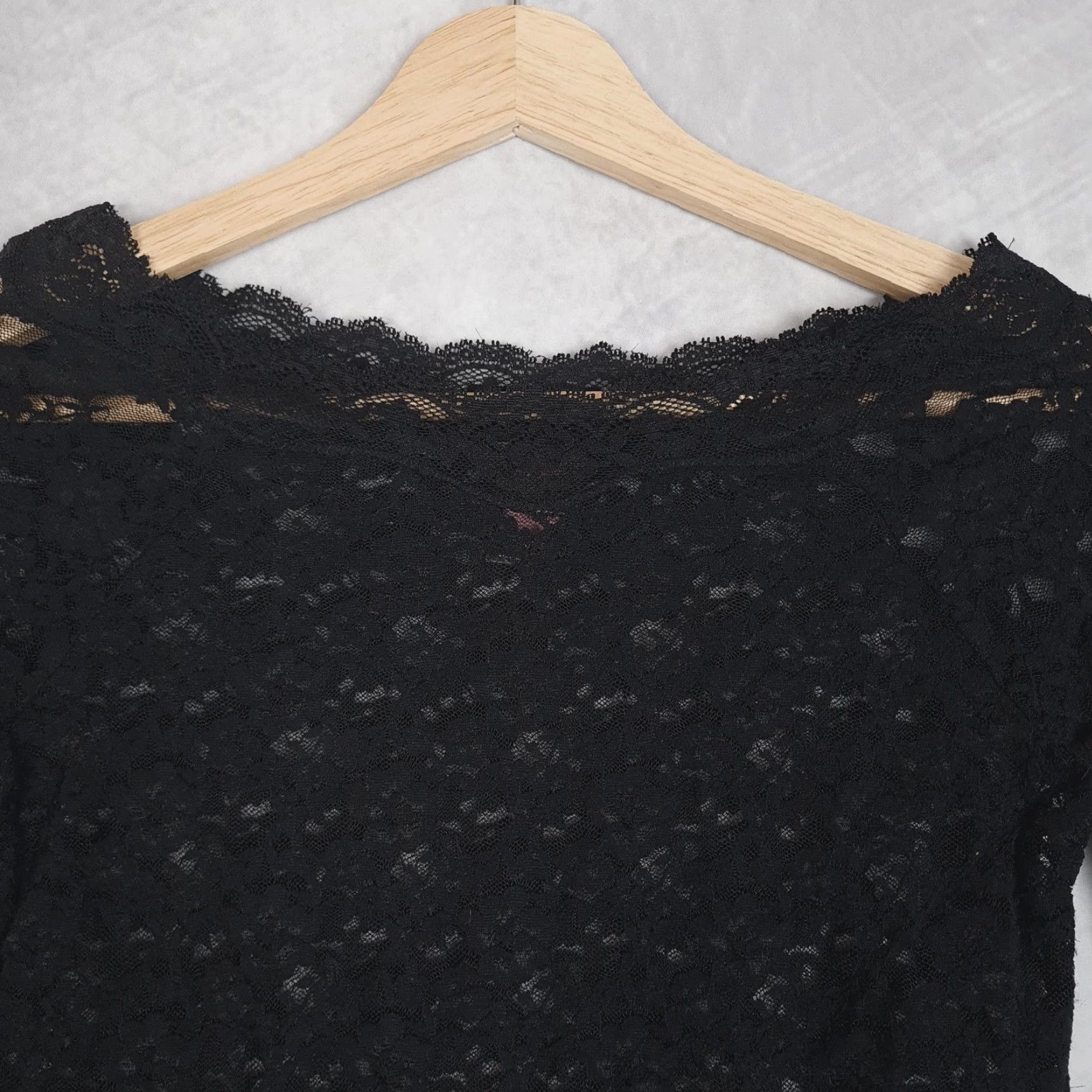 Free People VINTAGE Free People Top Womens XS Black Floral Lace Sheer Coquette Fairy Goth Y2K Size XS / US 0-2 / IT 36-38 - 7 Thumbnail