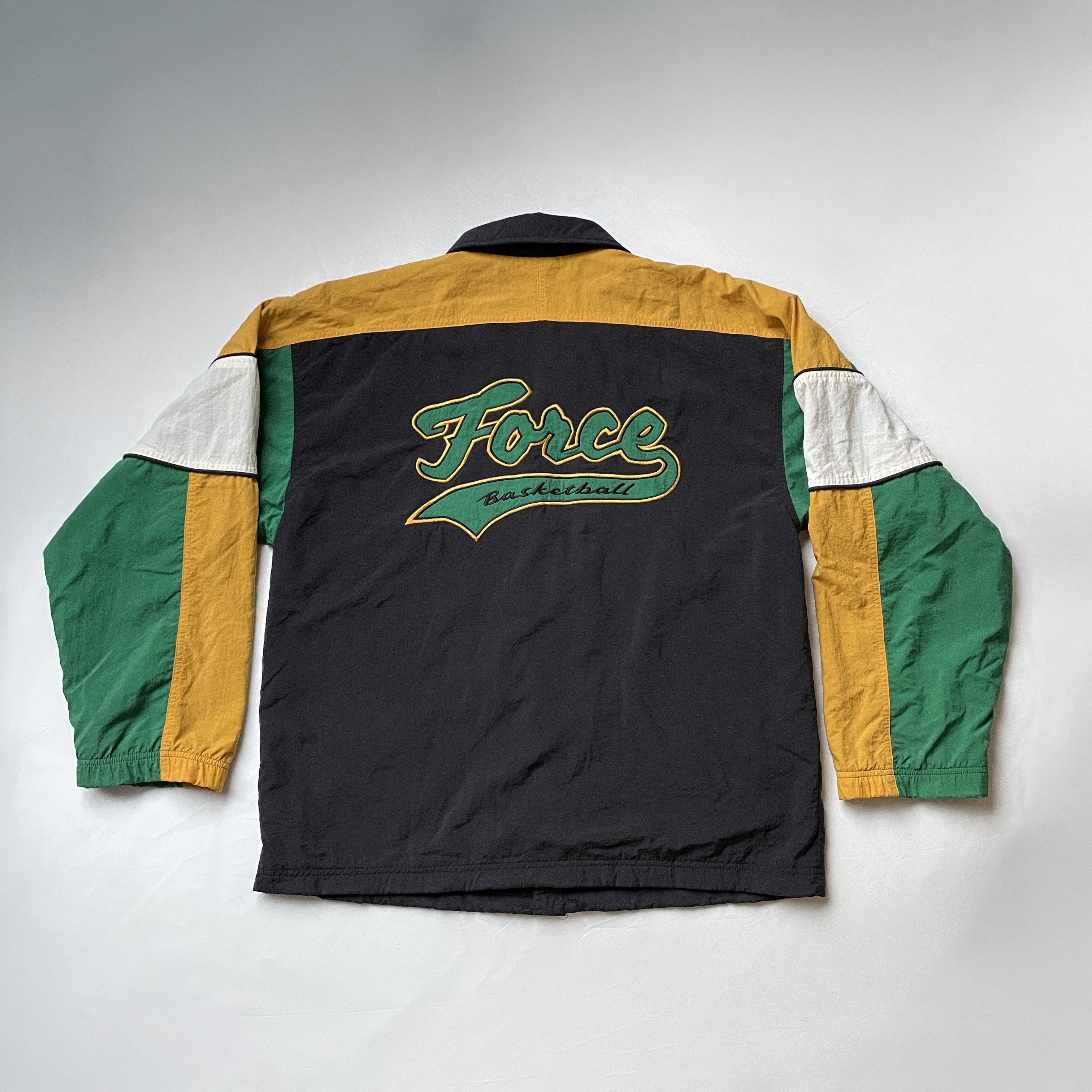 Nike Vintage Nike Force Basketball Jacket Jamaican Colourway Size US M / EU 48-50 / 2 - 1 Thumbnail