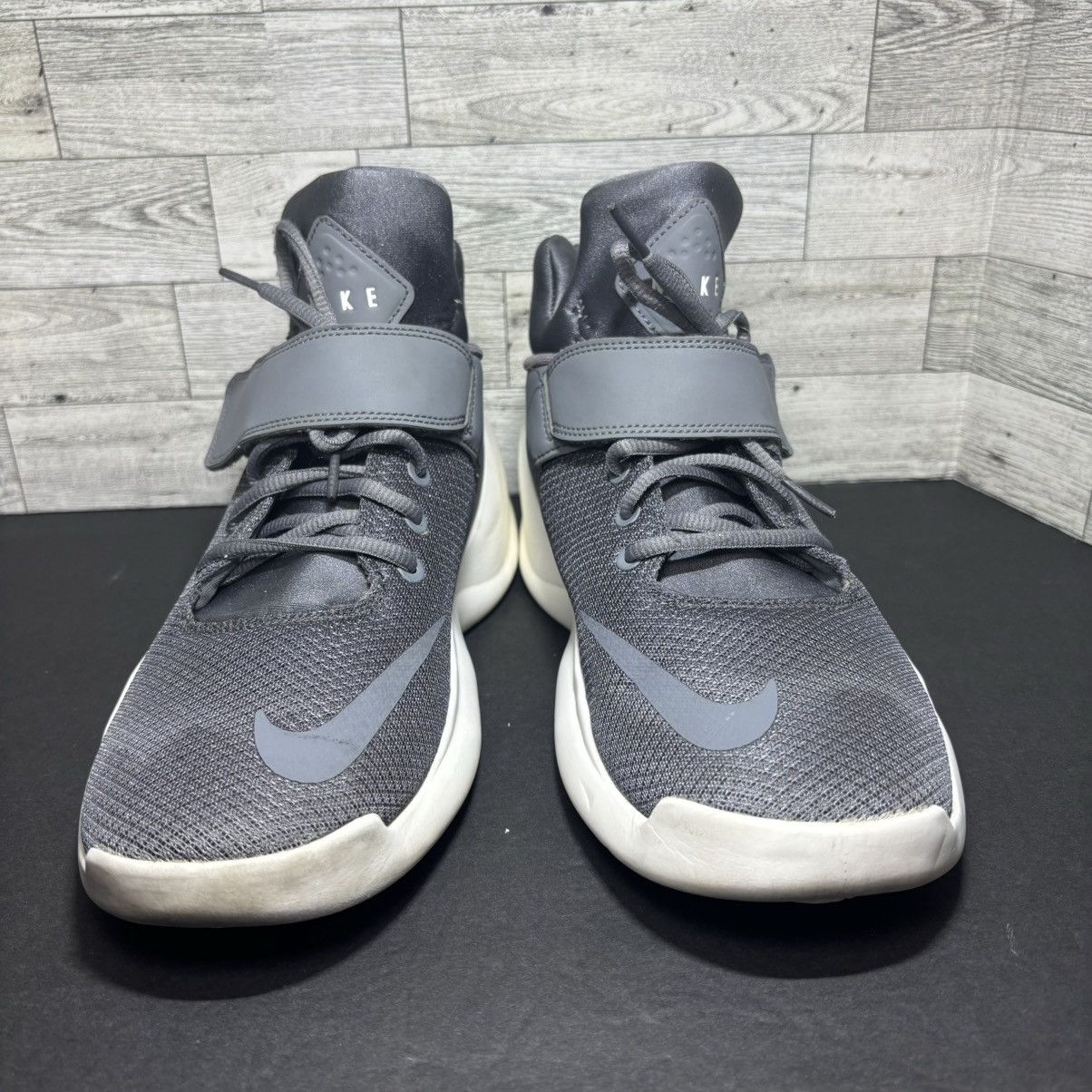 Nike Nike Shoes Mens 10 Kwazi Basketball Sneakers men s size 10 Grailed