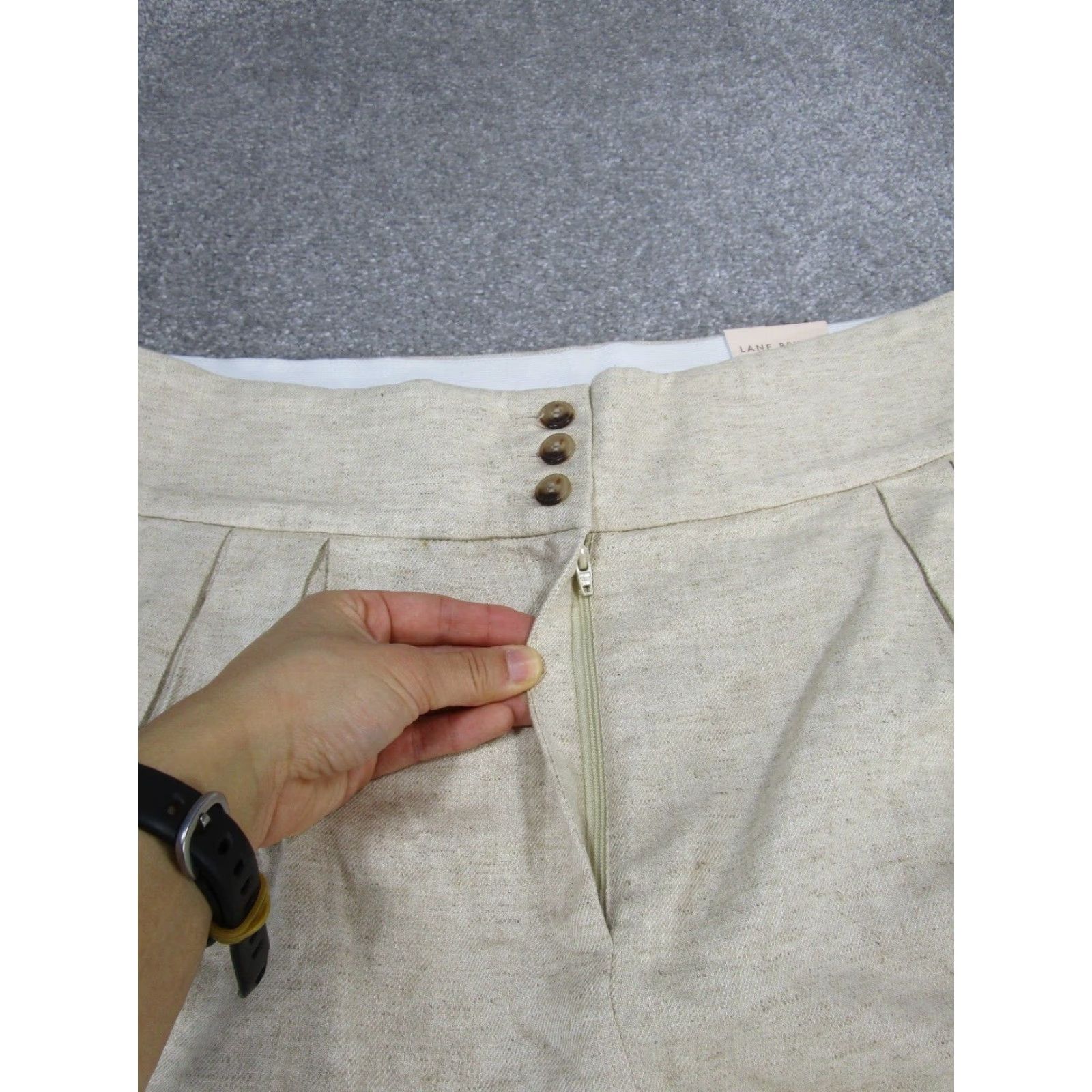 Vintage Lane Bryant Shorts Womens 16 Beige Soft Linen Blend Pleated Front NEW Size 38" / US 16 / IT 52 - 2 Thumbnail