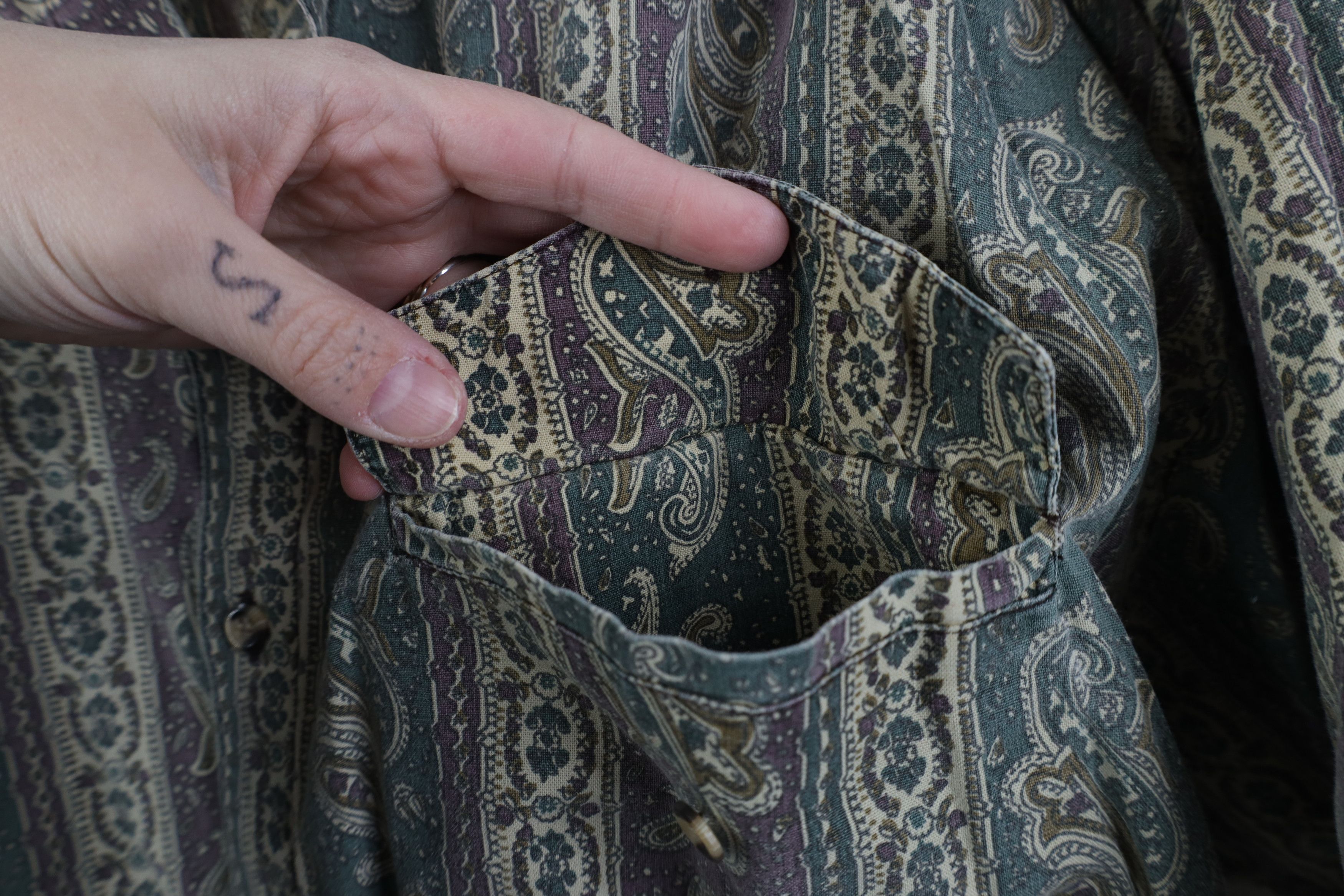 Vintage Vintage 90s Streetwear Short Sleeve Collared Button Shirt Size US L / EU 52-54 / 3 - 6 Thumbnail