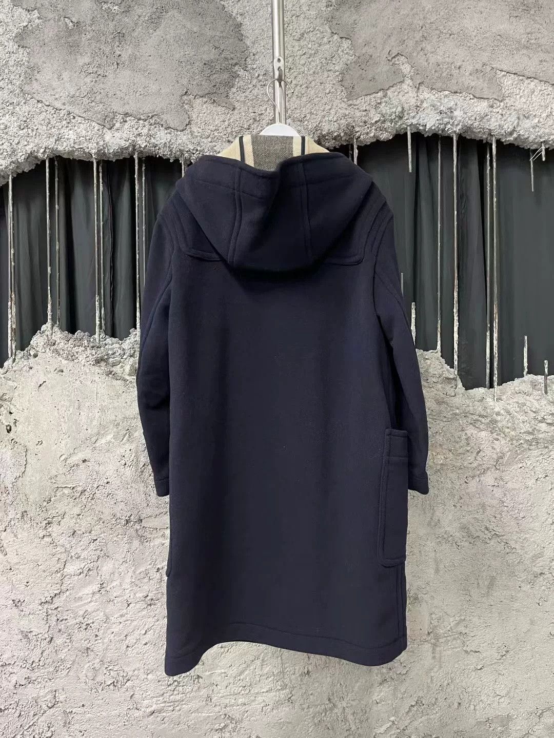 Burberry Burberry Navy Toggle Preppy Coat Size US 7 / EU 40 - 2 Thumbnail