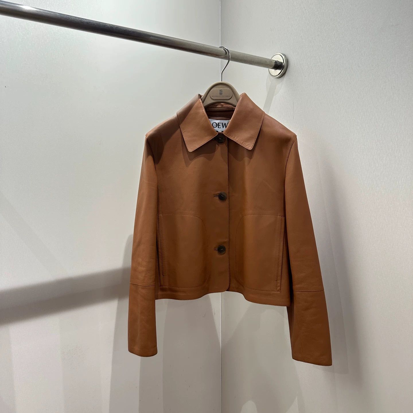 Loewe Loewe mar612 big pocket lapel lambskin leather jacket 34 Size XXS / US 00 / IT 34 - 1 Thumbnail