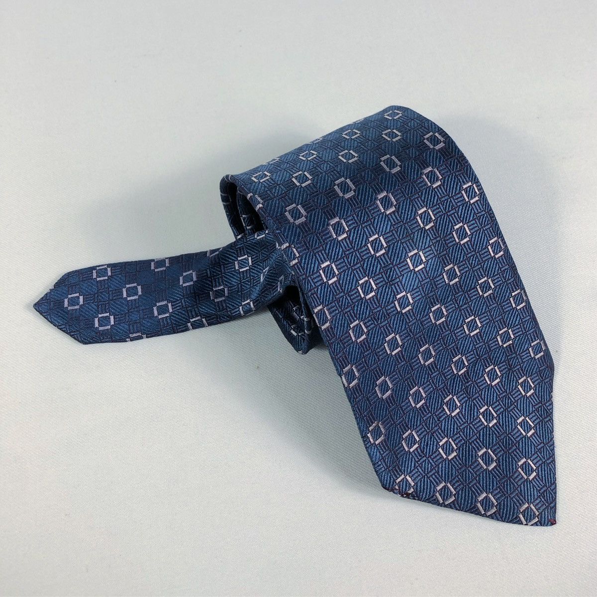 Ermenegildo Zegna Rare Ermenegildo Zegna Silk Tie Made in Italy Size ONE SIZE - 9 Thumbnail