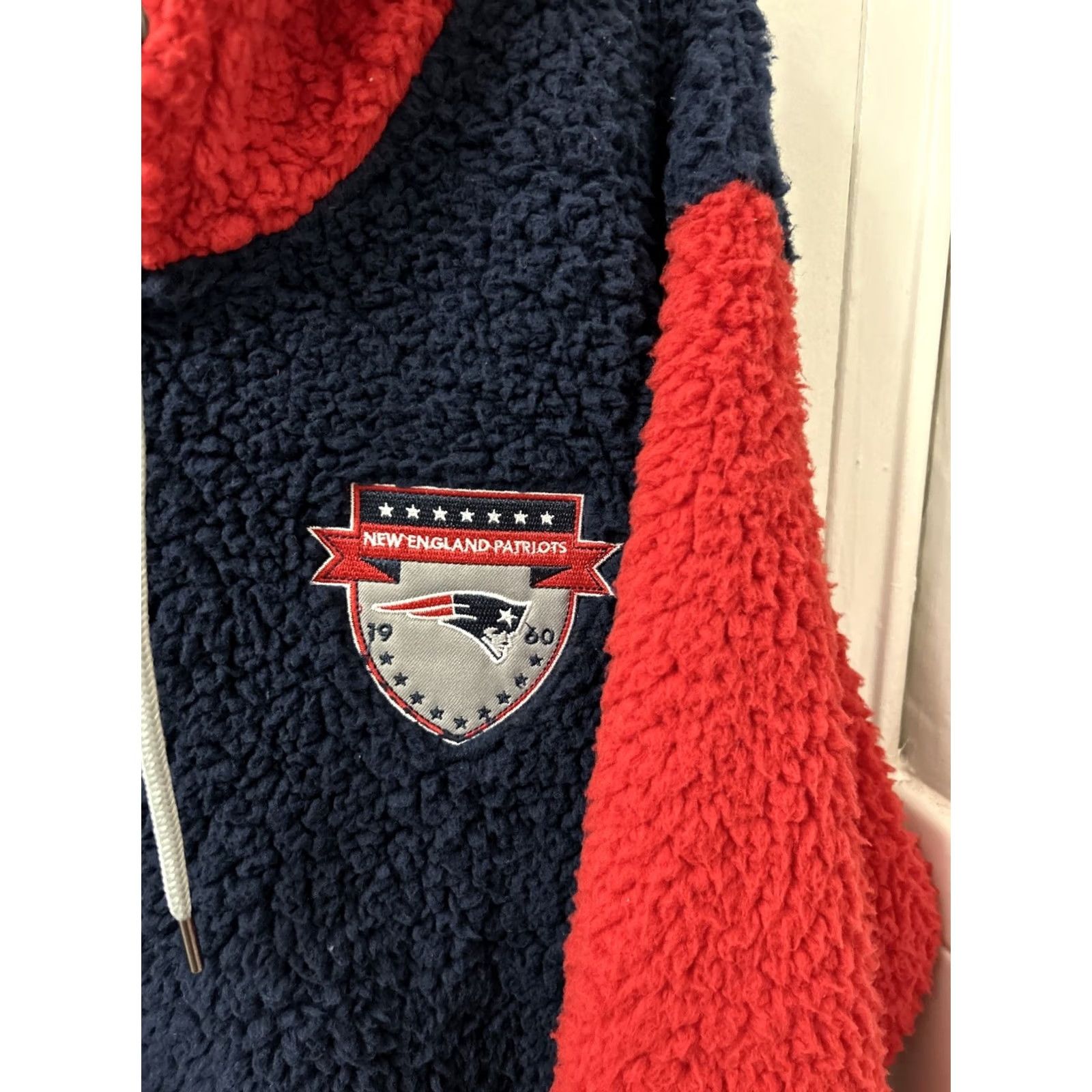 NFL NFL Team Apparel Hoodie Mens XL Blue Red Patriots Fleece Full Zip JKT L/S Size US XL / EU 56 / 4 - 5 Thumbnail