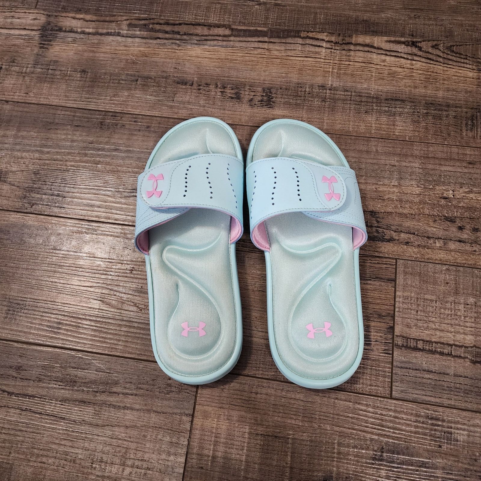 Under Armour Under Armour Ignite IX W SZ 7 blue pink slides Pre-owned SH2 Size US 7 / IT 37 - 1 Thumbnail