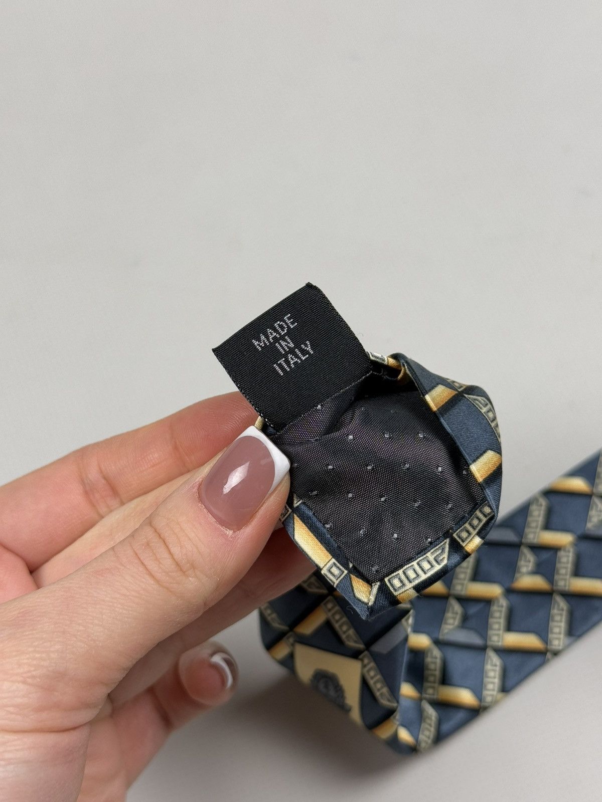 Versace × Vintage Gianni Versace Vintage Geometric Pattern Silk Tie Size ONE SIZE - 8 Thumbnail