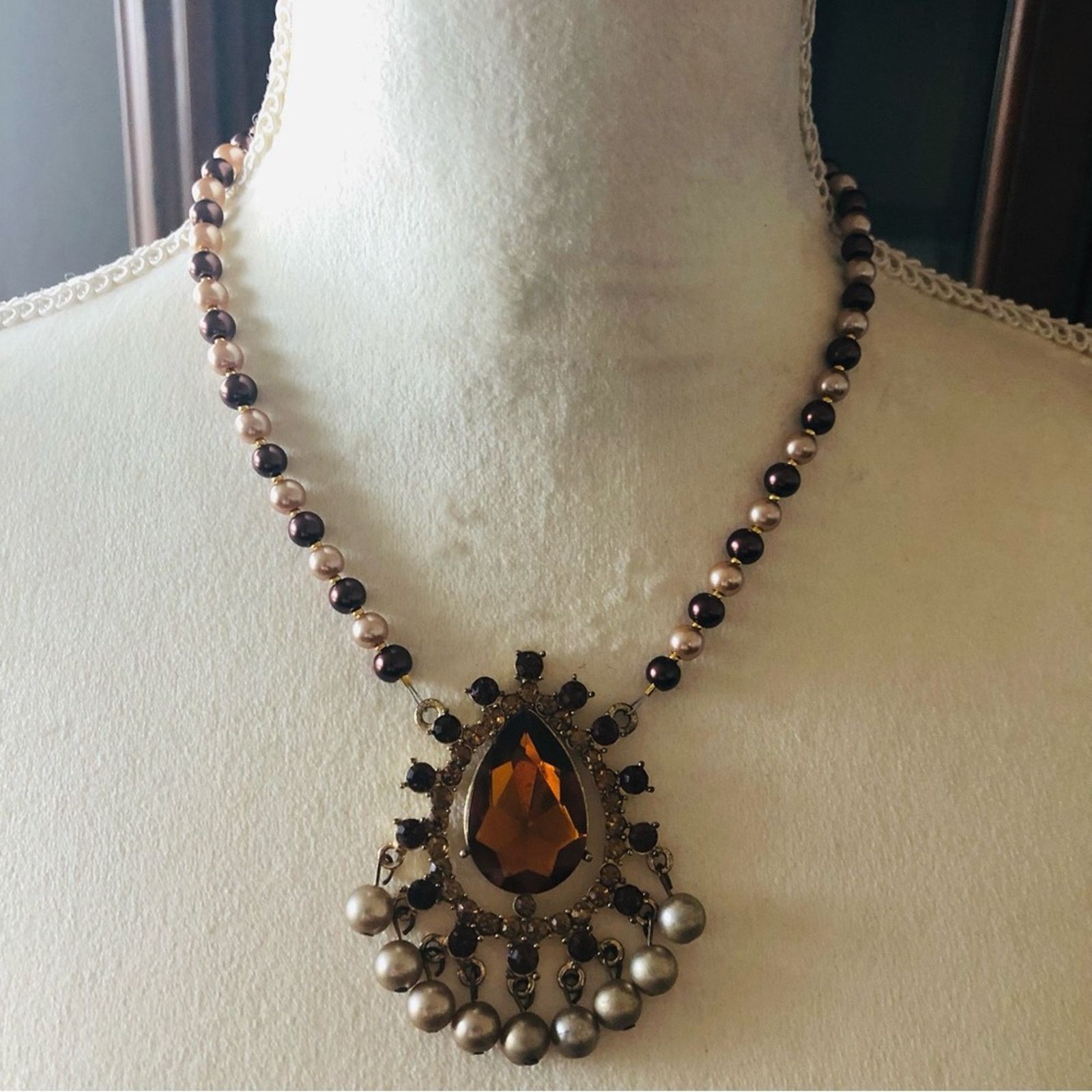 Handmade Handcrafted repurpose brown topaz pendant Pearl necklace Size ONE SIZE - 3 Thumbnail