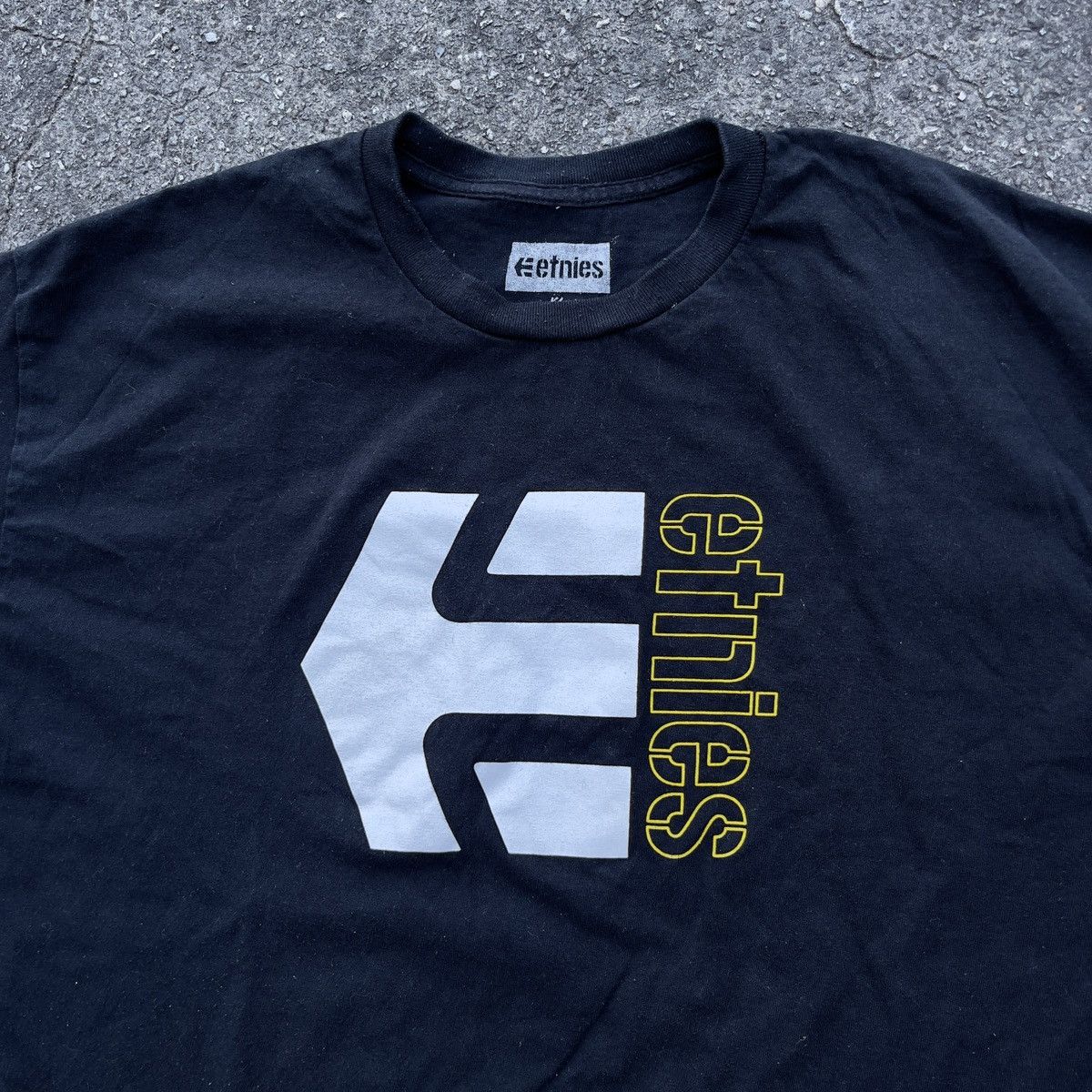 Etnies × Vintage Vintage Y2K ETENIES Logo Shirt Size US XL / EU 56 / 4 - 2 Thumbnail