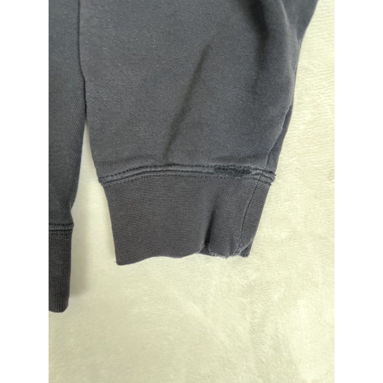 Vintage VINTAGE Santa Cruz Hoodie Sweatshirt Mens S Blue OG Logo Y2K Double Sided Size US S / EU 44-46 / 1 - 3 Thumbnail