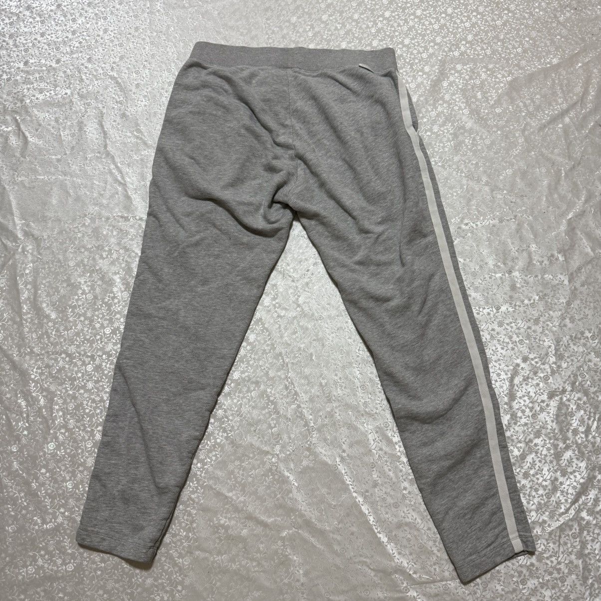 Moncler Moncler rare pants L size Size US 34 / EU 50 - 3 Thumbnail