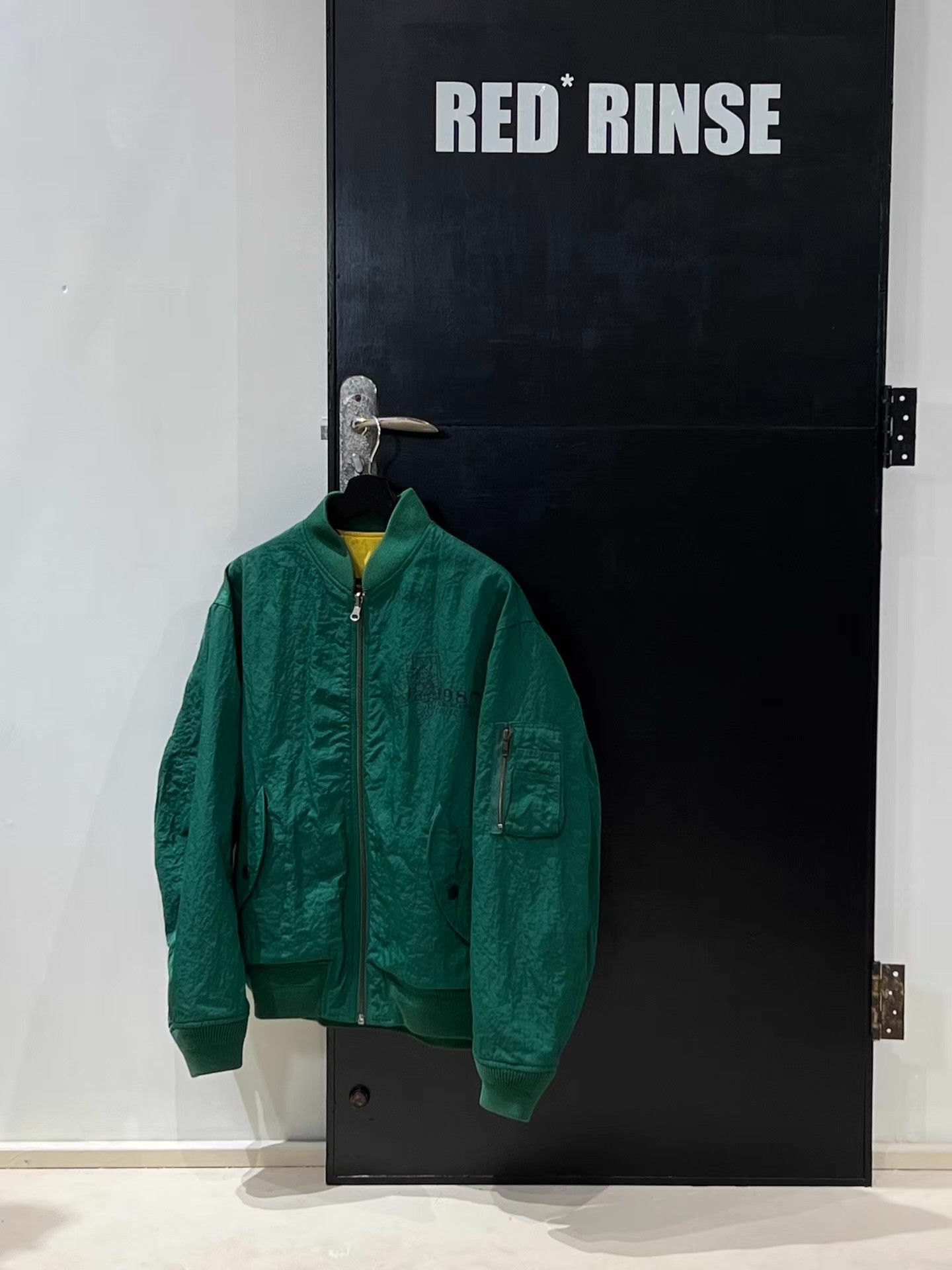 Vintage 90s Vintage Issey Miyake Reversible Bomber Jacket Q13 Size US L / EU 52-54 / 3 - 3 Thumbnail