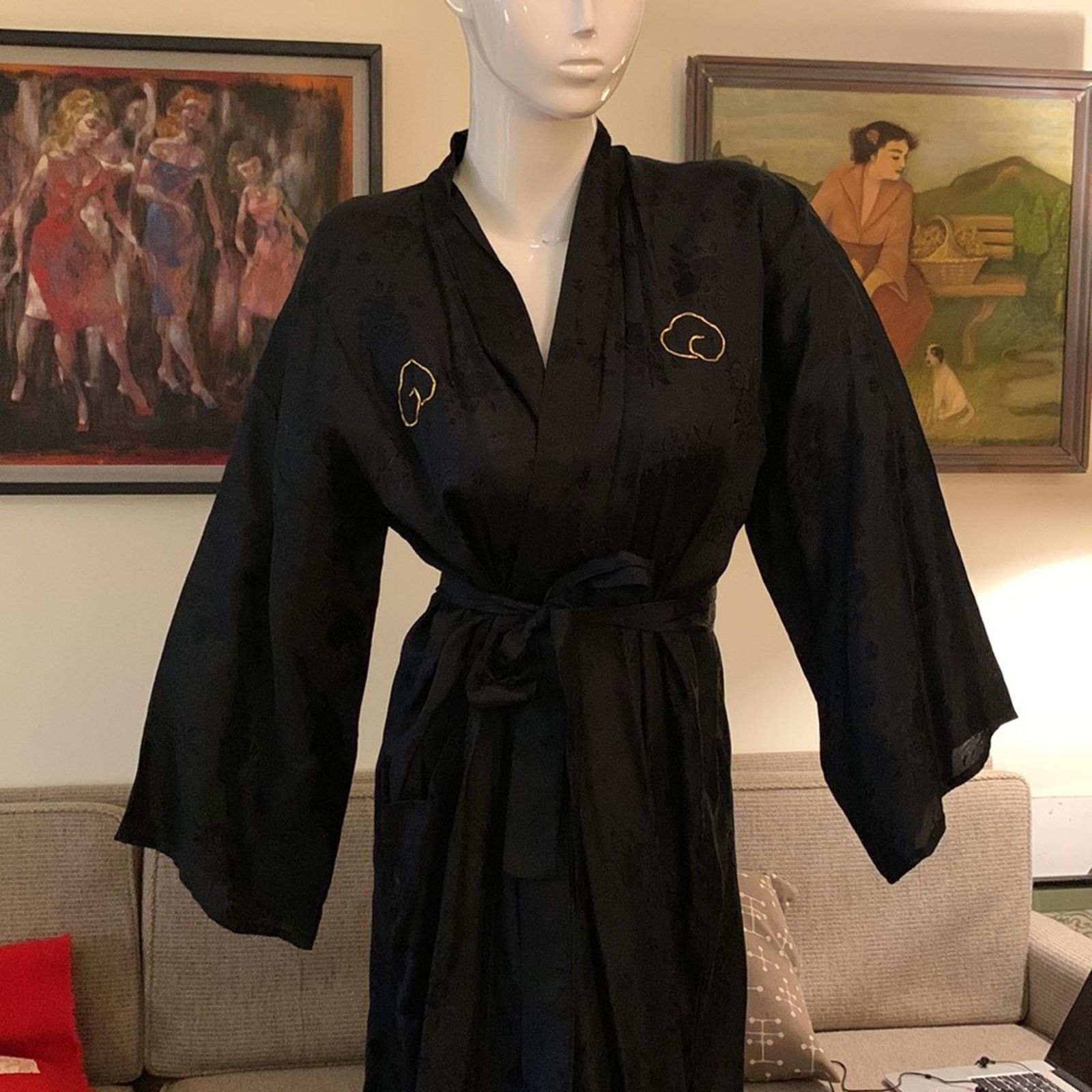 Vintage Dragon embroidery black kimono ,Vintage,Japan and Korea Size ONE SIZE - 3 Thumbnail