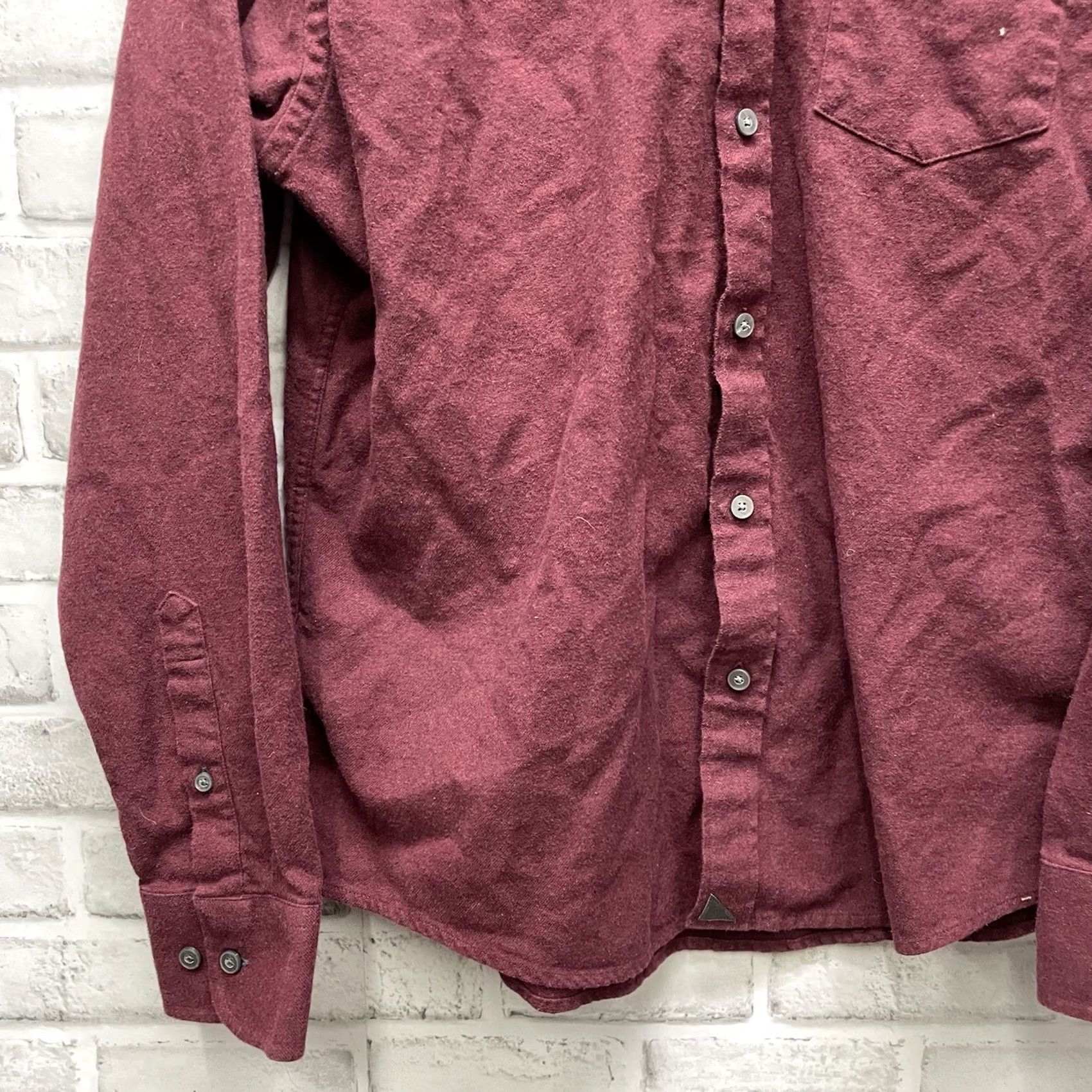 UNTUCKit UNTUCKit Button-Down Shirt Mens L Long Sleeve 100% Cotton Maroon Red Shirt Size US L / EU 52-54 / 3 - 3 Thumbnail